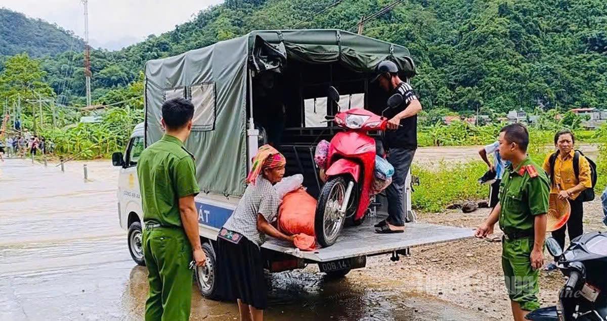 Tuyên Quang: 41 xã đang bị ngập sâu, có nơi trên 4m; 1350 nhà phải di dời khẩn cấp- Ảnh 15.