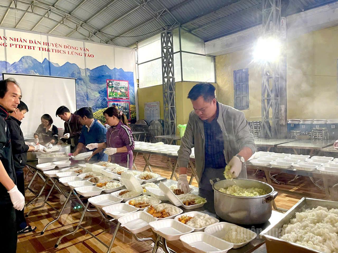 Tuyên Quang: 41 xã đang bị ngập sâu, có nơi trên 4m; 1350 nhà phải di dời khẩn cấp- Ảnh 3.