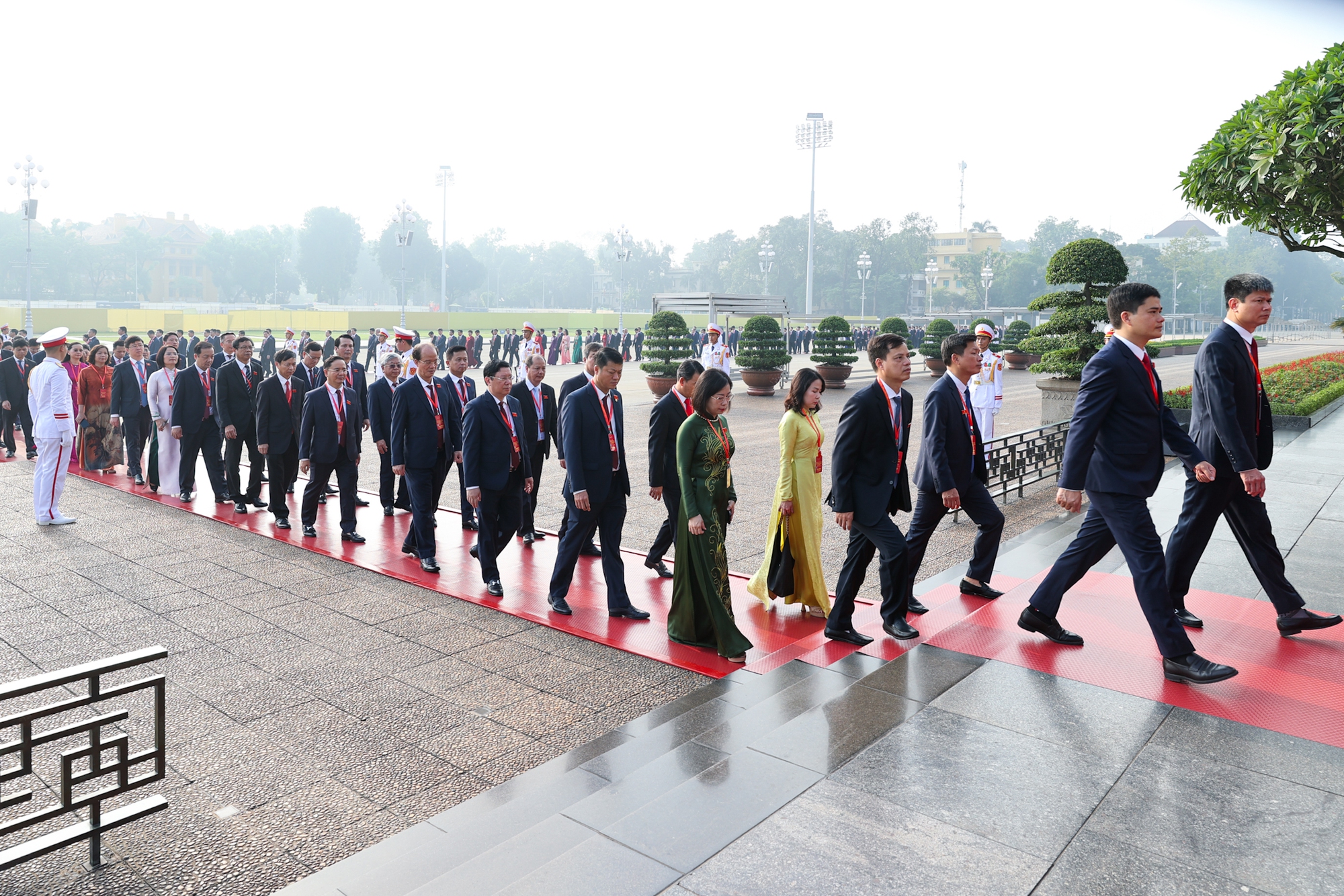 ĐẠI HỘI ĐẠI BIỂU ĐẢNG BỘ CHÍNH PHỦ LẦN THỨ NHẤT: "ĐOÀN KẾT KỶ CƯƠNG - DÂN CHỦ ĐỔI MỚI - ĐỘT PHÁ PHÁT TRIỂN - GẦN DÂN SÁT DÂN"- Ảnh 17.