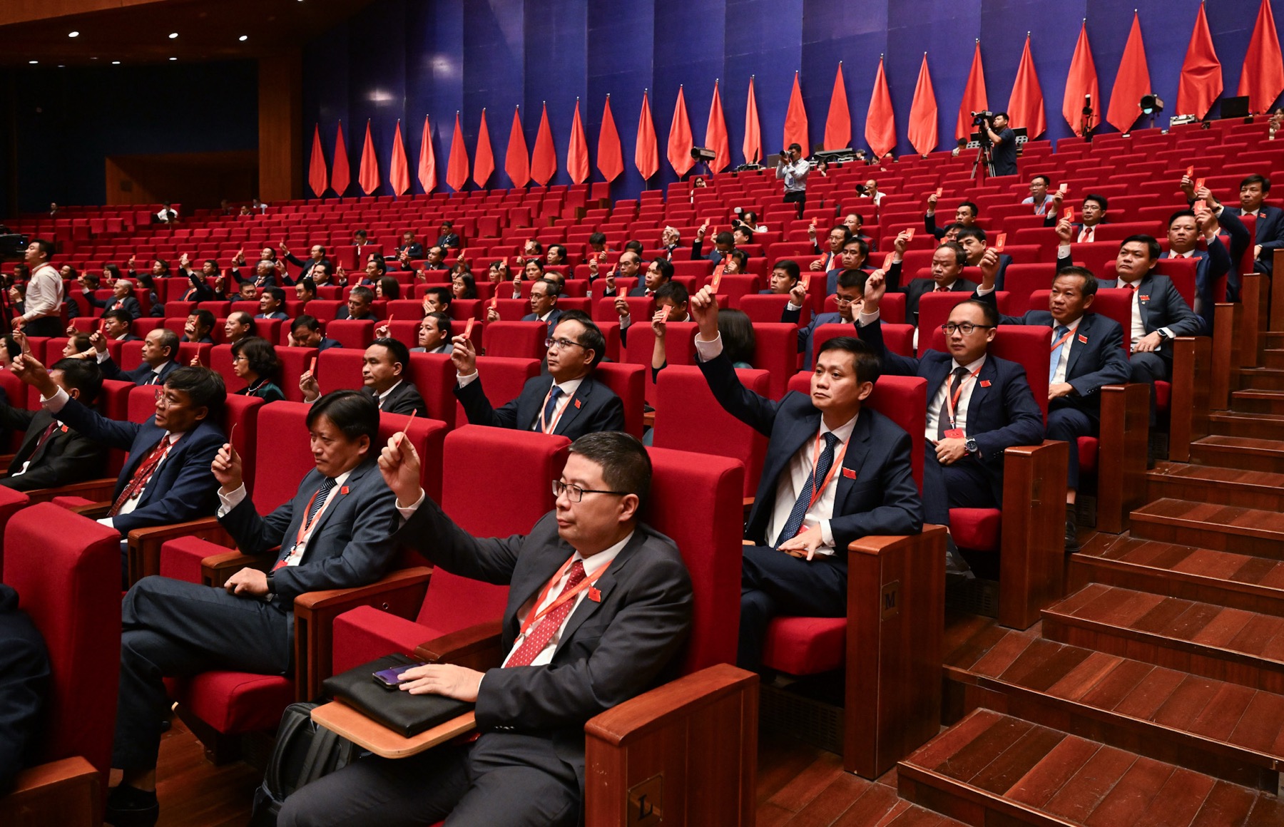 ĐẠI HỘI ĐẠI BIỂU ĐẢNG BỘ CHÍNH PHỦ LẦN THỨ NHẤT: "ĐOÀN KẾT KỶ CƯƠNG - DÂN CHỦ ĐỔI MỚI - ĐỘT PHÁ PHÁT TRIỂN - GẦN DÂN SÁT DÂN"- Ảnh 13.