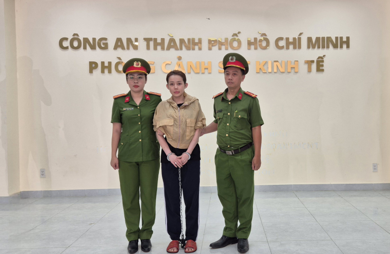 Khởi tố, bắt tạm giam Võ Thị Ngọc Ngân (Ngân 98)- Ảnh 1.