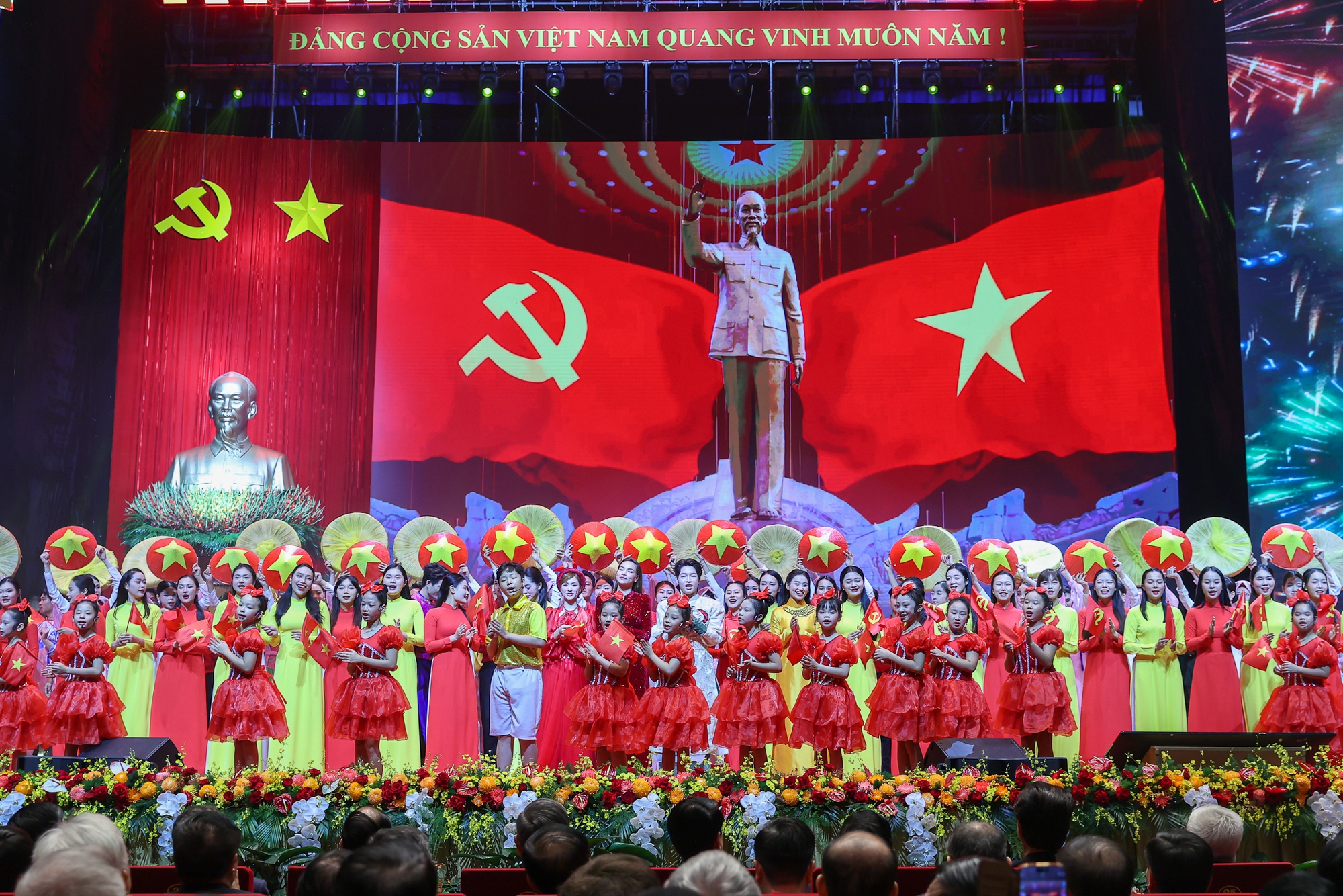 TOÀN CẢNH: ĐẠI HỘI ĐẠI BIỂU ĐẢNG BỘ CHÍNH PHỦ LẦN THỨ NHẤT- Ảnh 35. TOÀN CẢNH: ĐẠI HỘI ĐẠI BIỂU ĐẢNG BỘ CHÍNH PHỦ LẦN THỨ NHẤT- Ảnh 35.