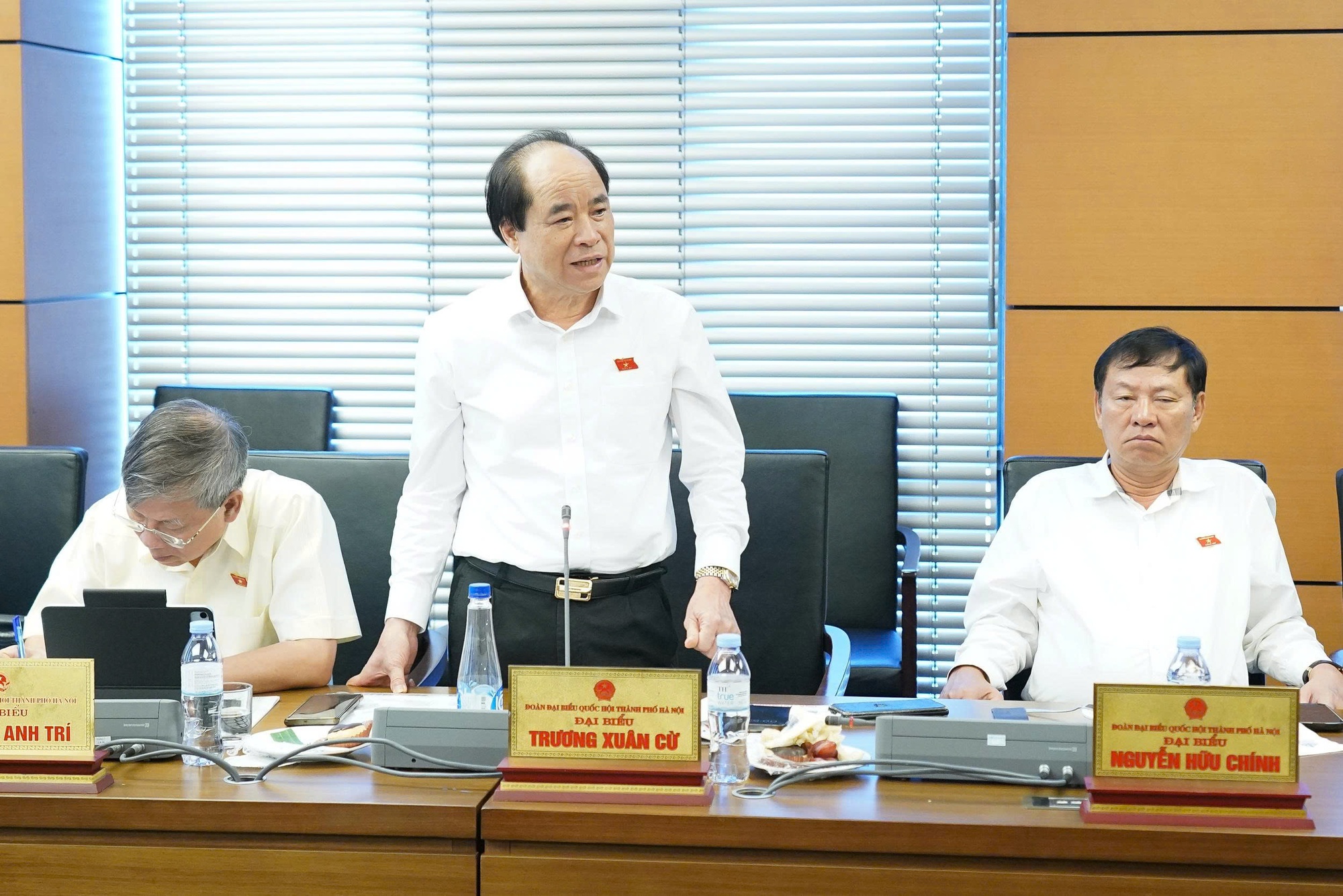 Đề nghị quy định cụ thể chính sách ưu tiên tuyển dụng viên chức; bổ sung hình thức xét tuyển- Ảnh 2. Đề nghị quy định cụ thể chính sách ưu tiên tuyển dụng viên chức; bổ sung hình thức xét tuyển- Ảnh 2.