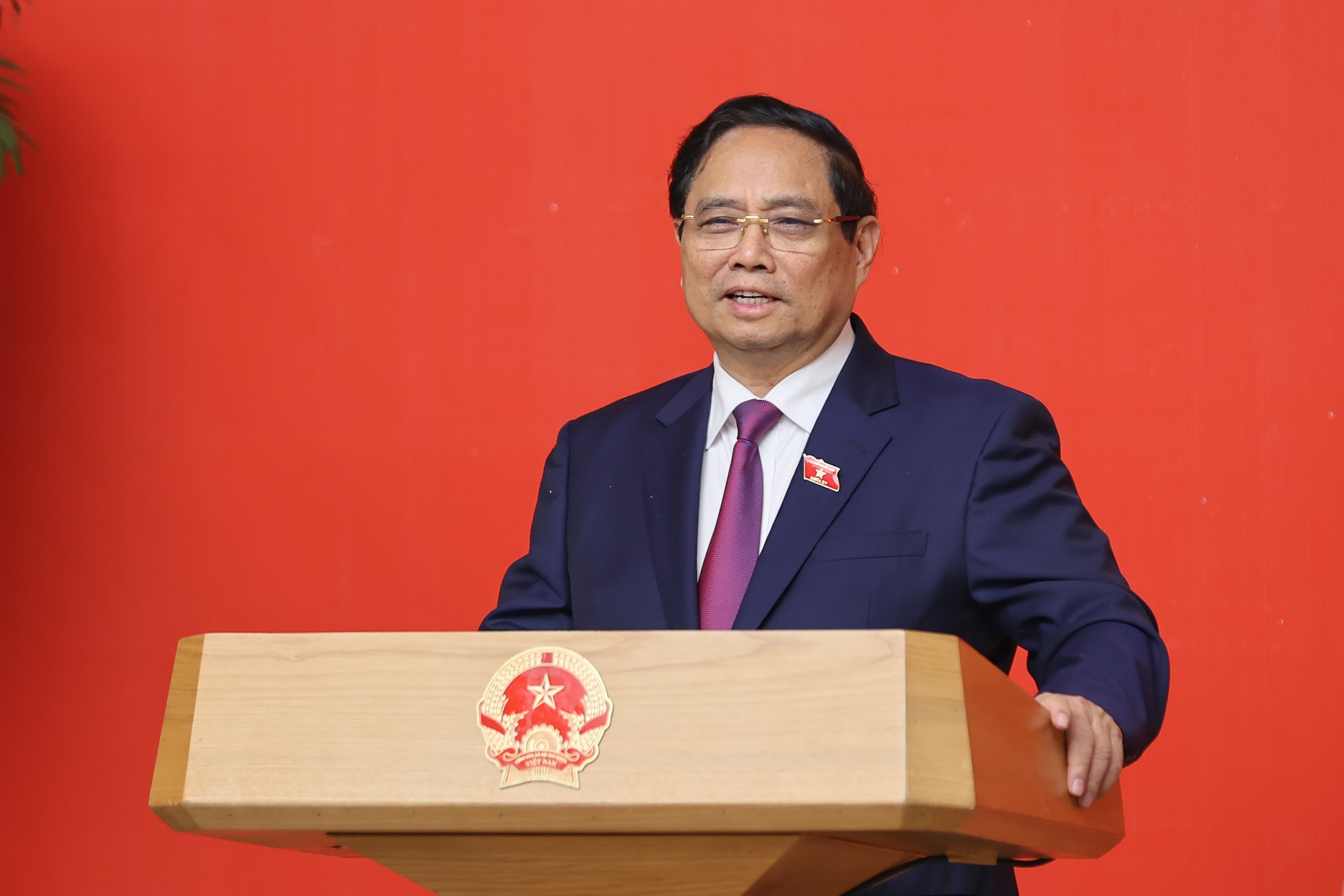 Thủ tướng trao quyết định bổ nhiệm 2 Phó Thủ tướng, 3 Bộ trưởng- Ảnh 1. Thủ tướng trao quyết định bổ nhiệm 2 Phó Thủ tướng, 3 Bộ trưởng- Ảnh 1.