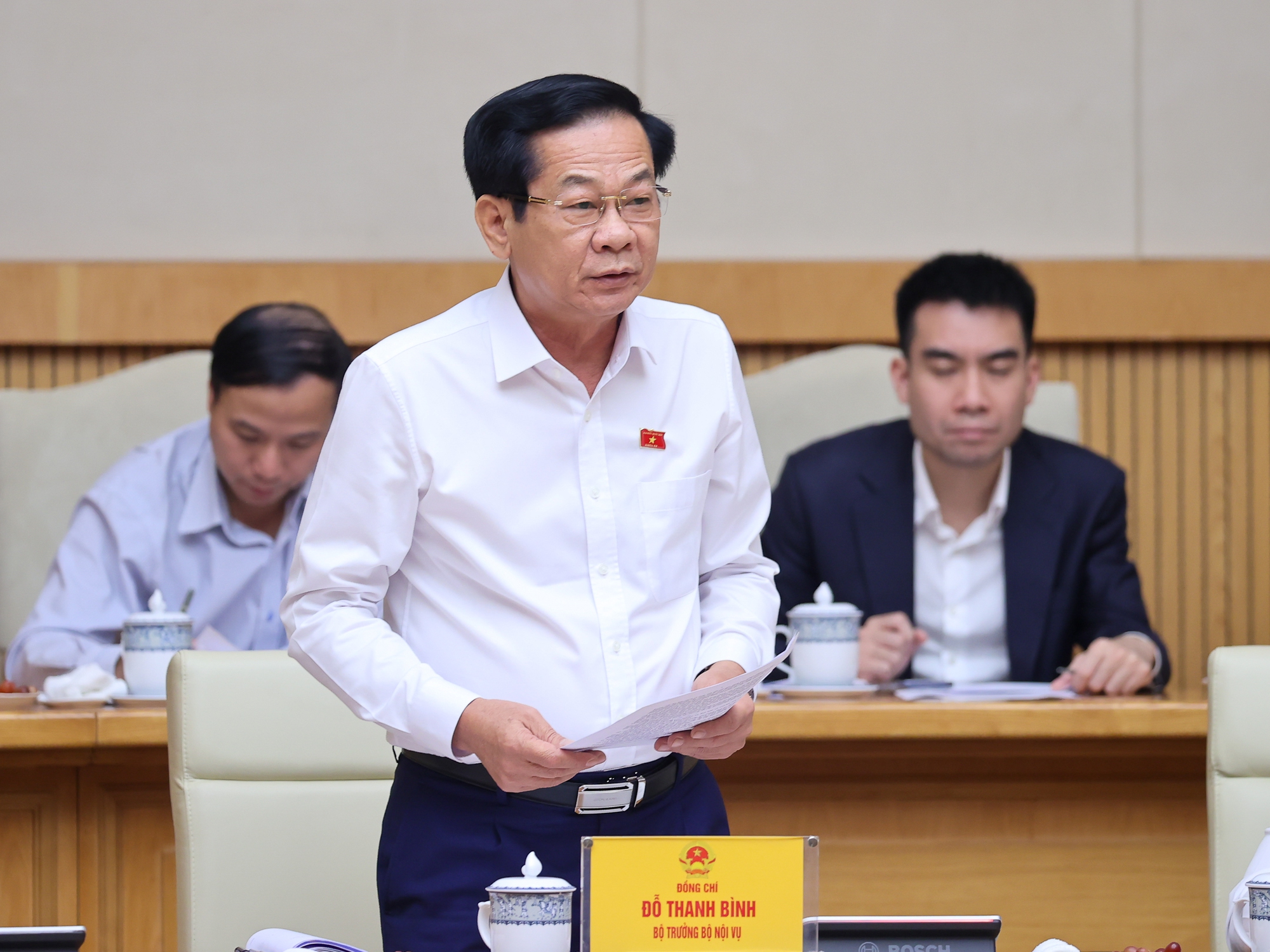 Thủ tướng: Khẩn trương xây dựng vị trí việc làm; rà soát, bố trí nhân sự cấp xã- Ảnh 6.