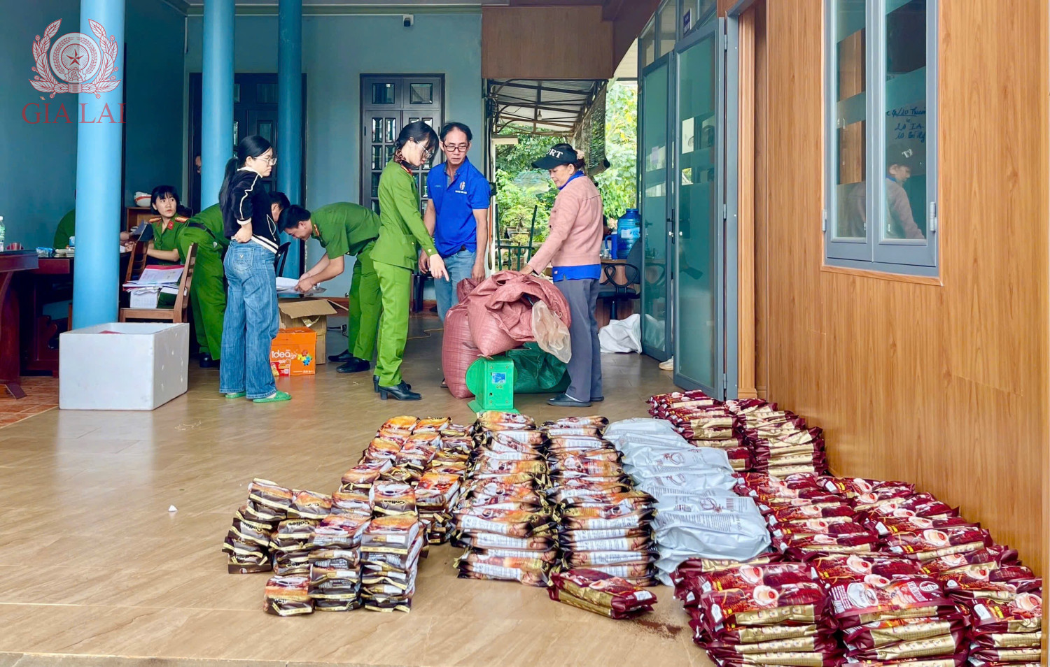 Khởi tố, bắt tạm giam giáo viên; công chức xã; Chủ tịch, giám đốc, phó giám đốc doanh nghiệp- Ảnh 5. Khởi tố, bắt tạm giam giáo viên; công chức xã; Chủ tịch, giám đốc, phó giám đốc doanh nghiệp- Ảnh 5.