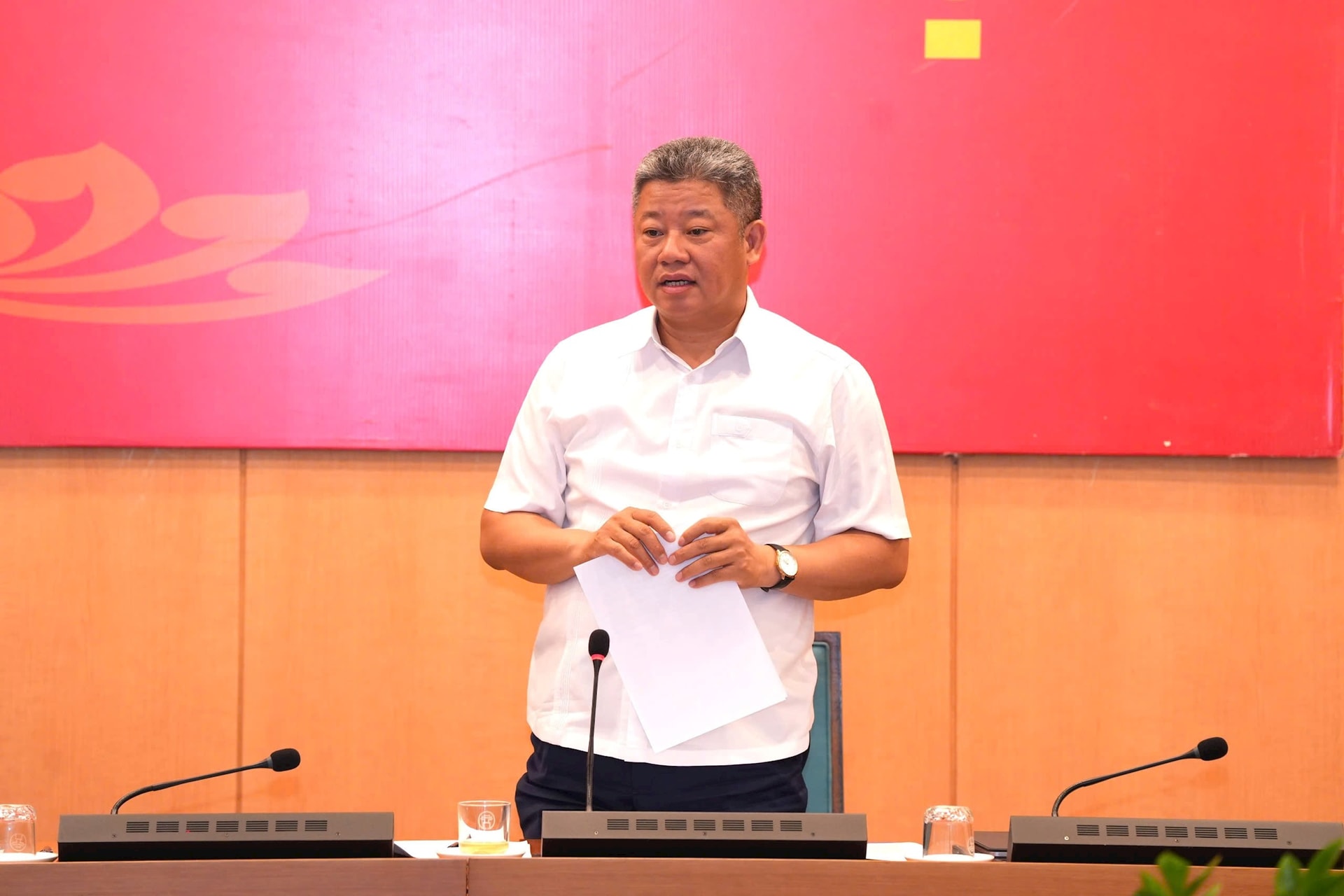Hà Nội: Ứng phó khẩn cấp bão số 11, bảo đảm an toàn tuyệt đối cho nhân dân- Ảnh 3.