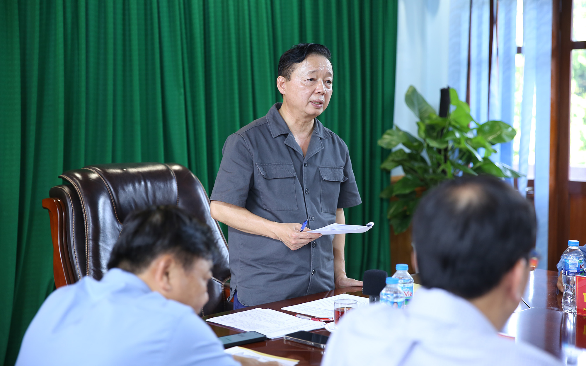 Khẩn trương ứng phó Bão số 11, mưa lớn, nguy cơ lũ quét, sạt lở...- Ảnh 4.