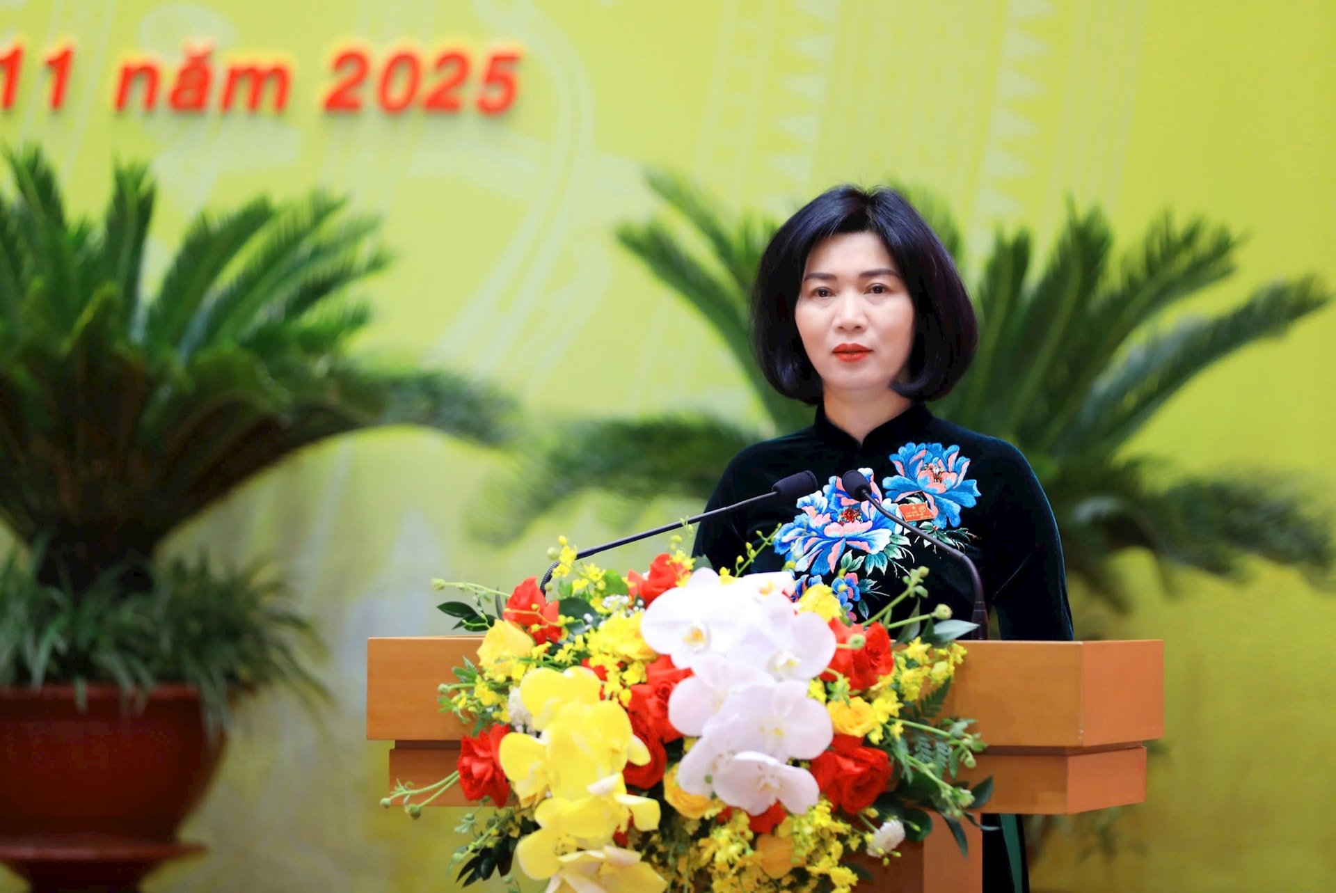 Hà Nội có tân nữ Chủ tịch Hội đồng nhân dân Thành phố- Ảnh 1.