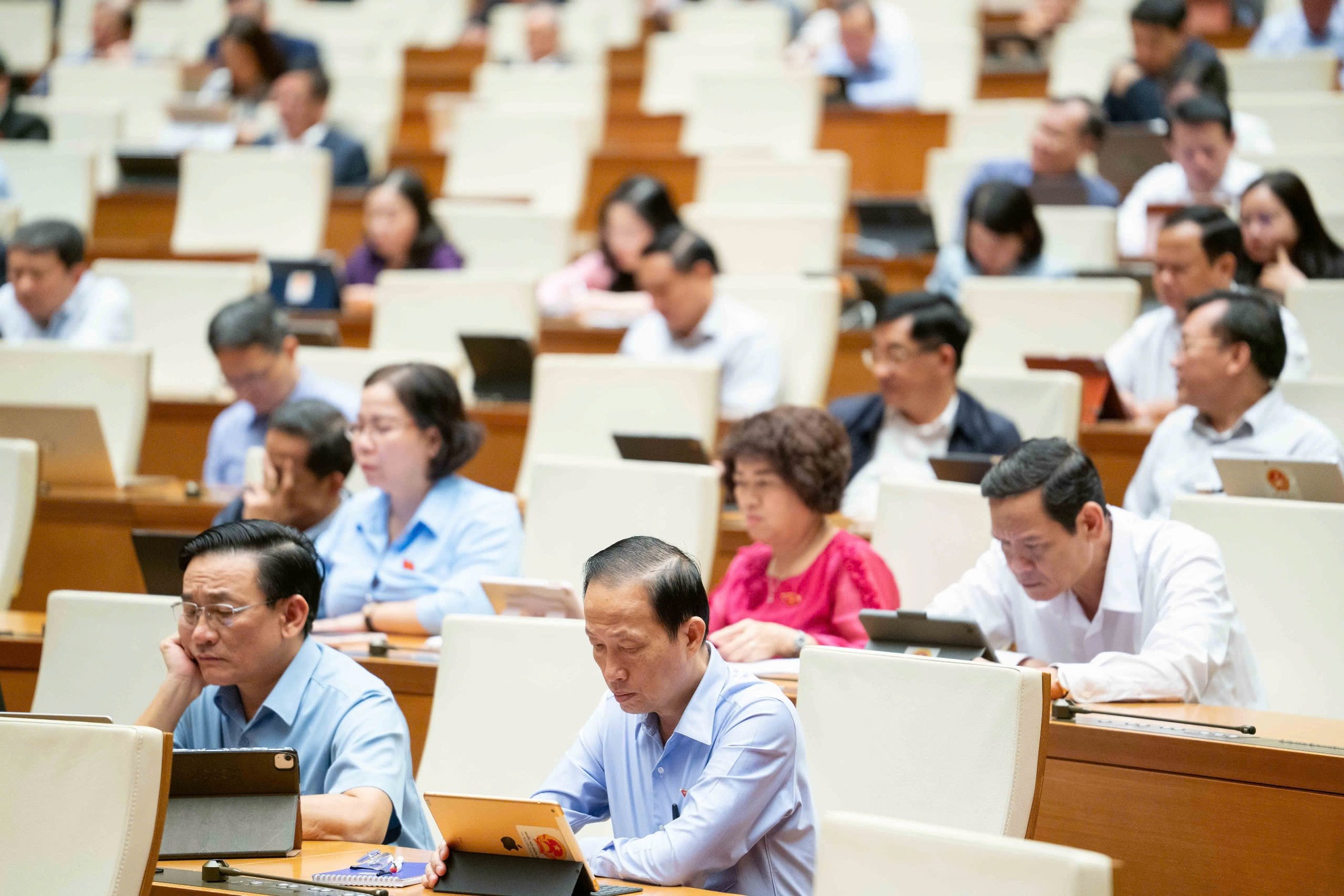 Bổ sung 479 nghìn tỷ đồng để thực hiện cải cách tiền lương, an sinh xã hội và các đề án, dự án- Ảnh 3. Bổ sung 479 nghìn tỷ đồng để thực hiện cải cách tiền lương, an sinh xã hội và các đề án, dự án- Ảnh 3.