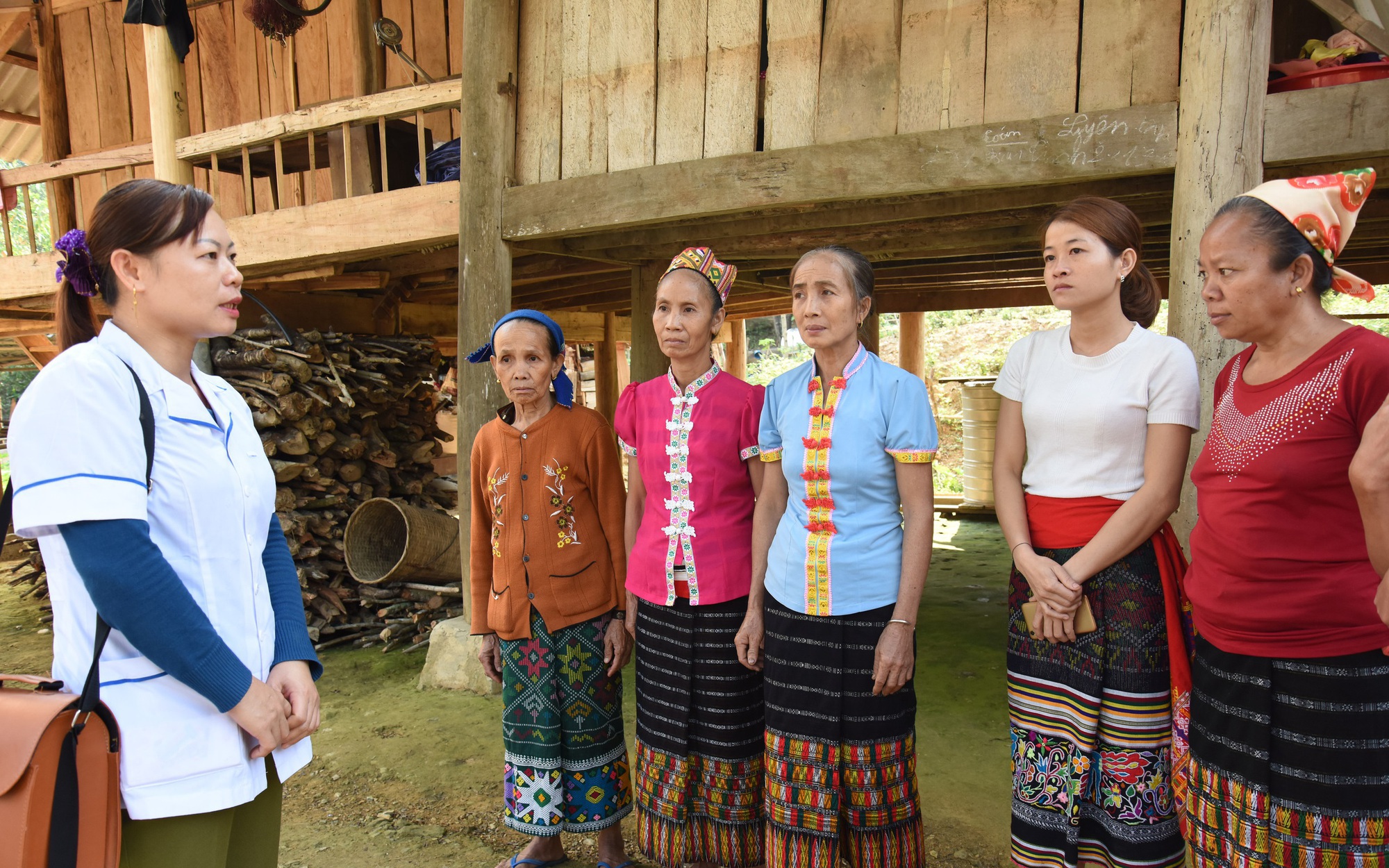 Thông tư số 53/2025/TT-BYT sửa đổi quy định về Trạm Y tế cấp xã- Ảnh 2. Thông tư số 43/2025/TT-BYT: Hướng dẫn chức năng, nhiệm vụ, quyền hạn, cơ cấu tổ chức của Trạm Y tế cấp xã