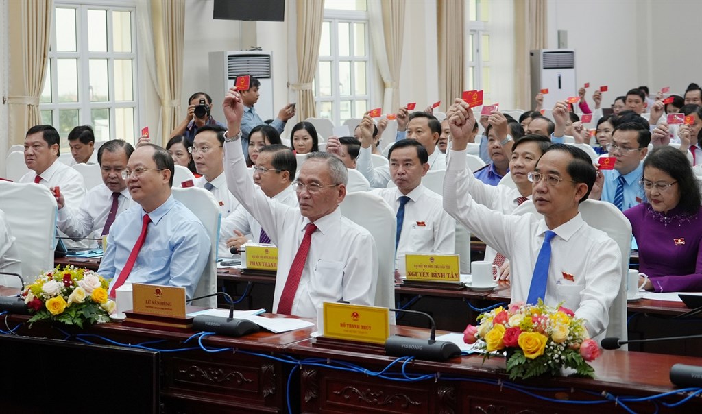 Đồng chí Lữ Quang Ngời được bầu giữ chức Chủ tịch UBND tỉnh Cà Mau- Ảnh 4. Đồng chí Lữ Quang Ngời được bầu giữ chức Chủ tịch UBND tỉnh Cà Mau- Ảnh 4.