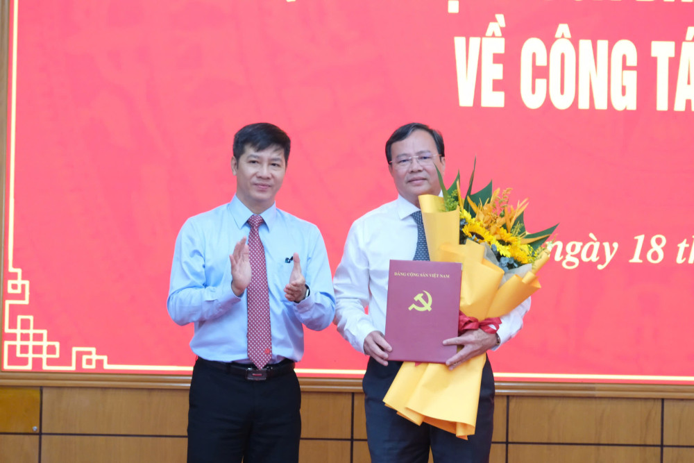 Tân Phó Bí thư Tỉnh ủy Tây Ninh Lê Văn Hẳn được bầu giữ chức Chủ tịch UBND tỉnh Tây Ninh- Ảnh 1.