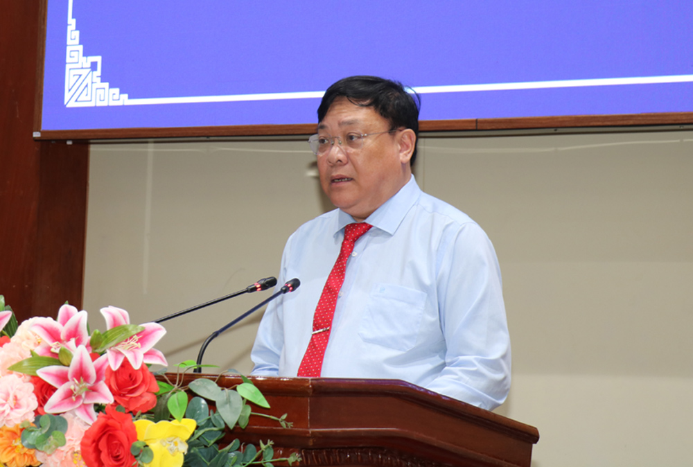 Đồng chí Phạm Thành Ngại được bầu giữ chức vụ Chủ tịch UBND tỉnh Đồng Tháp- Ảnh 4. Đồng chí Phạm Thành Ngại được bầu giữ chức vụ Chủ tịch UBND tỉnh Đồng Tháp- Ảnh 4.