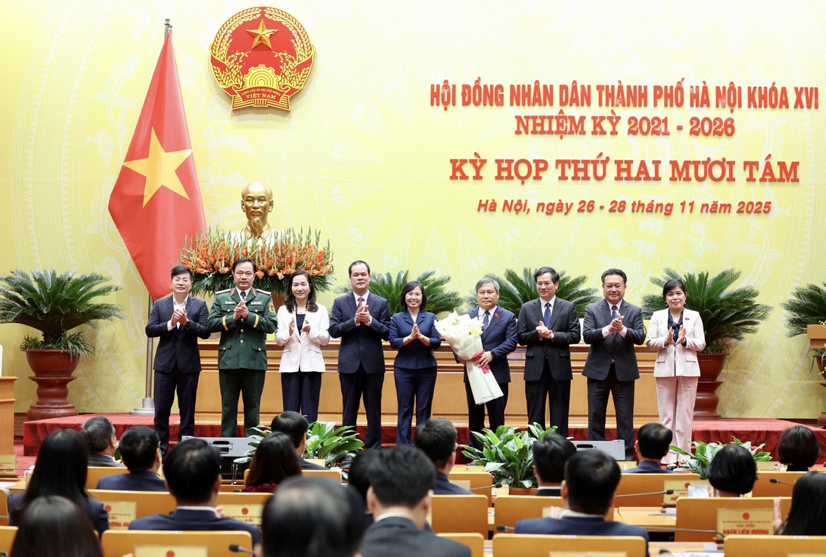 Đồng chí Vũ Đại Thắng được bầu giữ chức Chủ tịch UBND TP Hà Nội- Ảnh 2. Đồng chí Vũ Đại Thắng được bầu giữ chức Chủ tịch UBND TP Hà Nội- Ảnh 2.