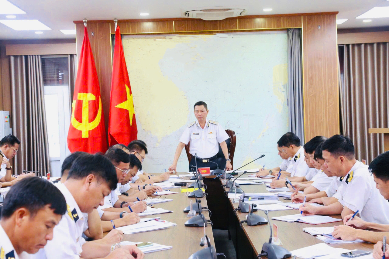 TRƯỜNG SA khẩn trương ứng phó BÃO SỐ 13: Cứu dân là mệnh lệnh của trái tim- Ảnh 8.