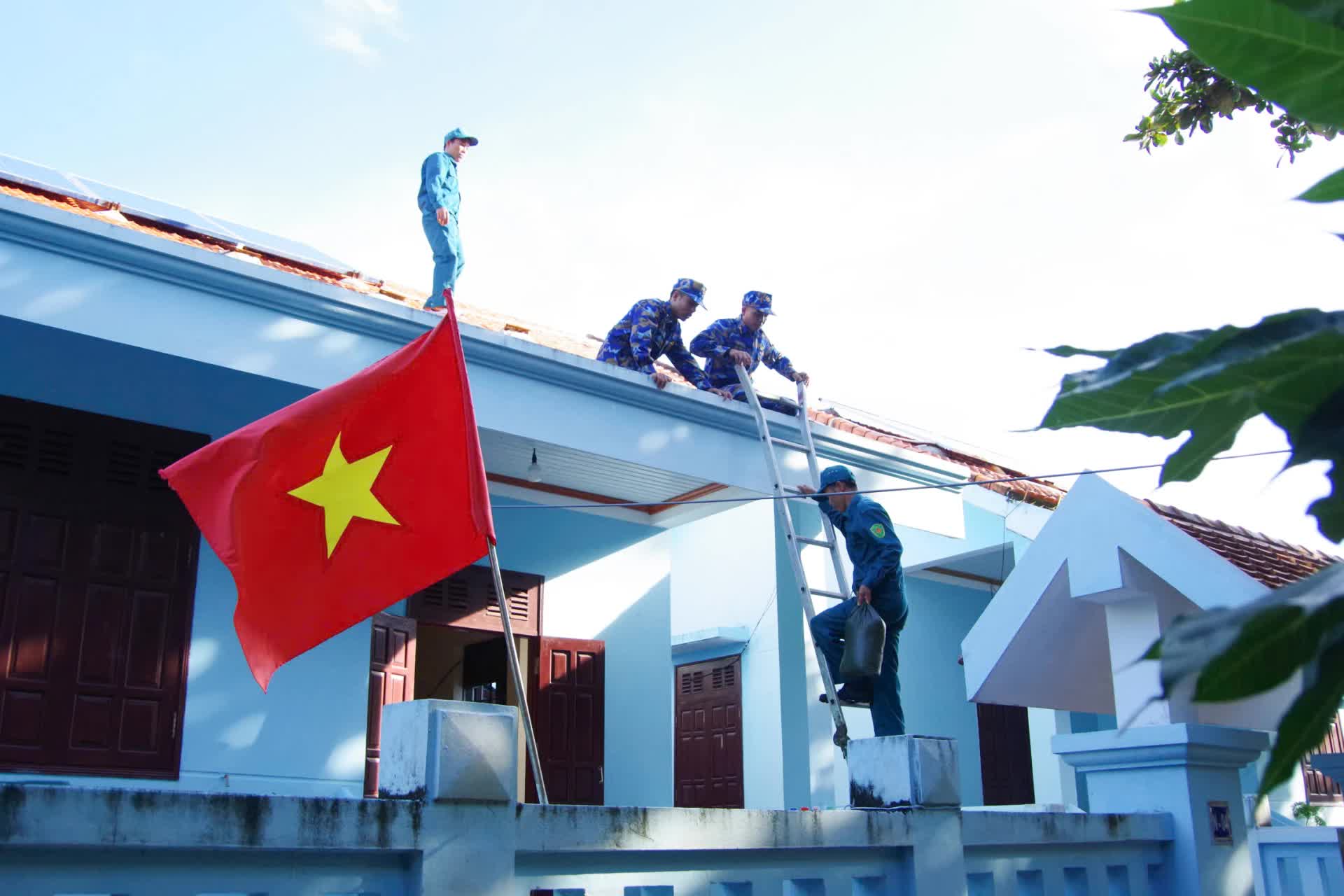 TRƯỜNG SA khẩn trương ứng phó BÃO SỐ 13: Cứu dân là mệnh lệnh của trái tim- Ảnh 2.