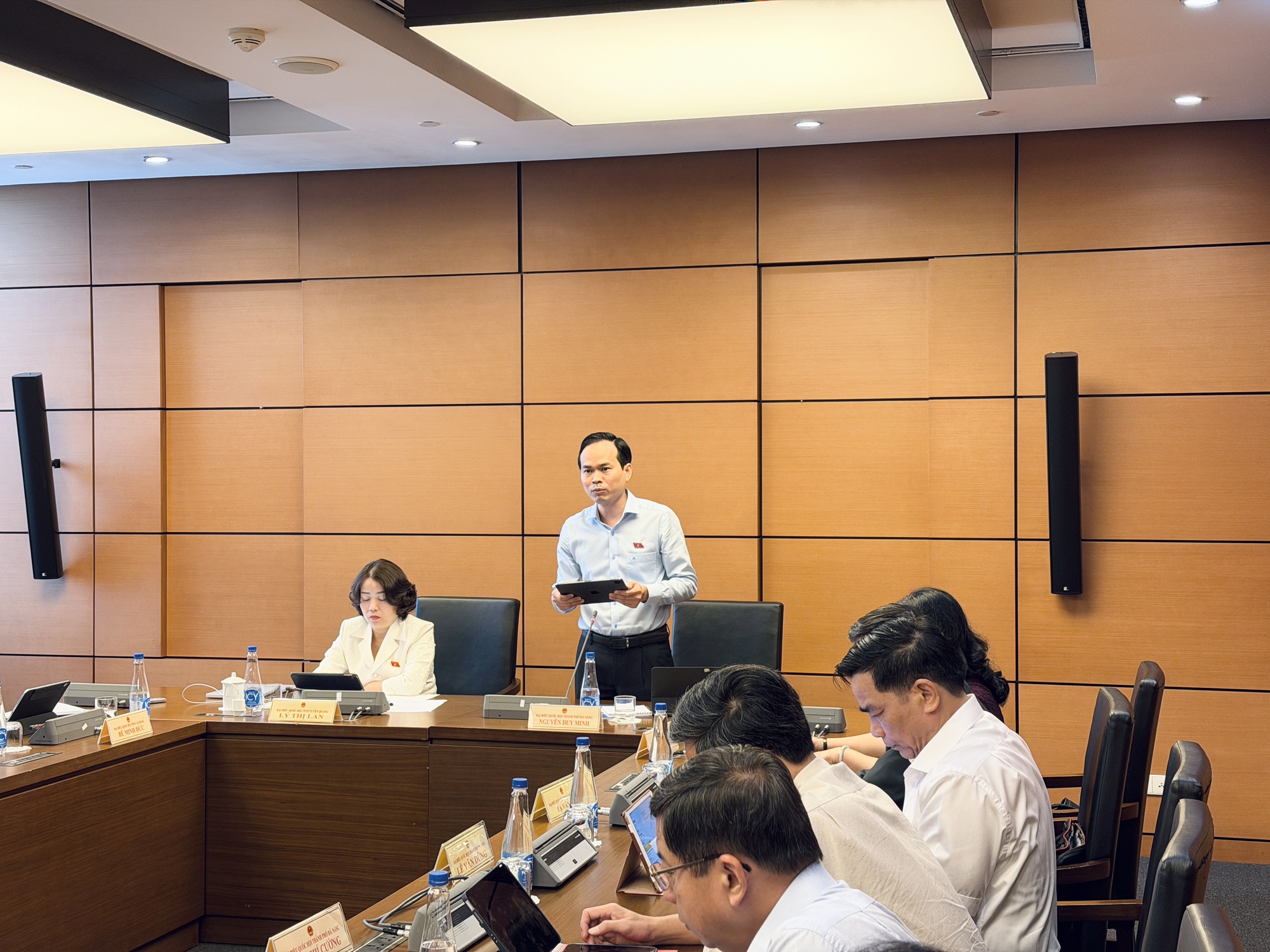 Đề nghị giới hạn lại phạm vi miễn giấy phép xây dựng, bổ sung quy định hậu kiểm, xác nhận hoàn công- Ảnh 1. Đề nghị giới hạn lại phạm vi miễn giấy phép xây dựng, bổ sung quy định hậu kiểm, xác nhận hoàn công- Ảnh 1.