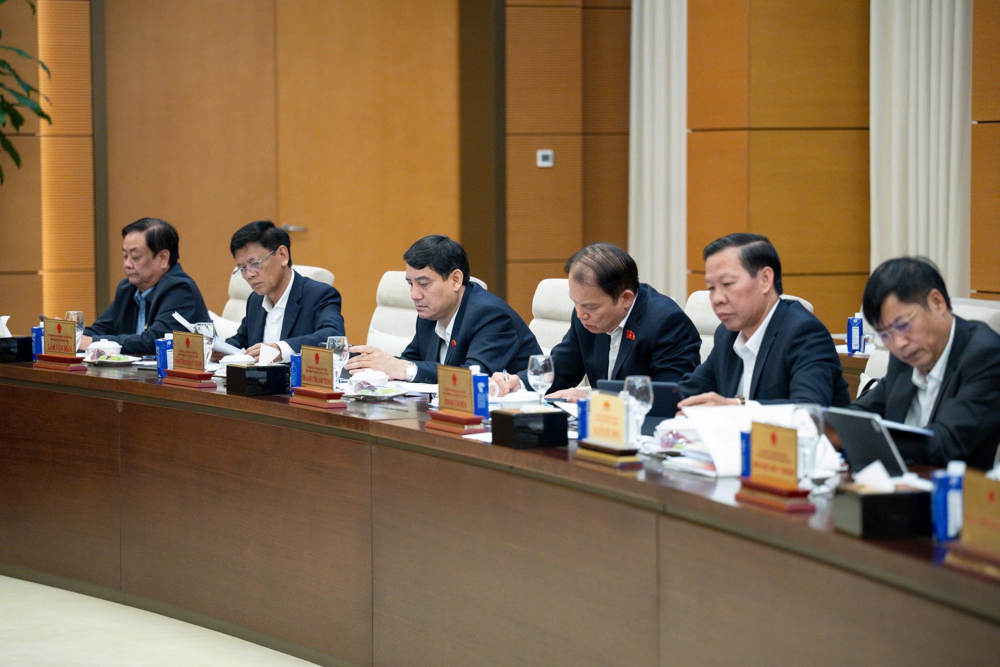 Đề nghị bổ sung, làm rõ 6 nhóm vấn đề để tháo gỡ khó khăn, vướng mắc trong tổ chức thi hành Luật Đất đai- Ảnh 4.