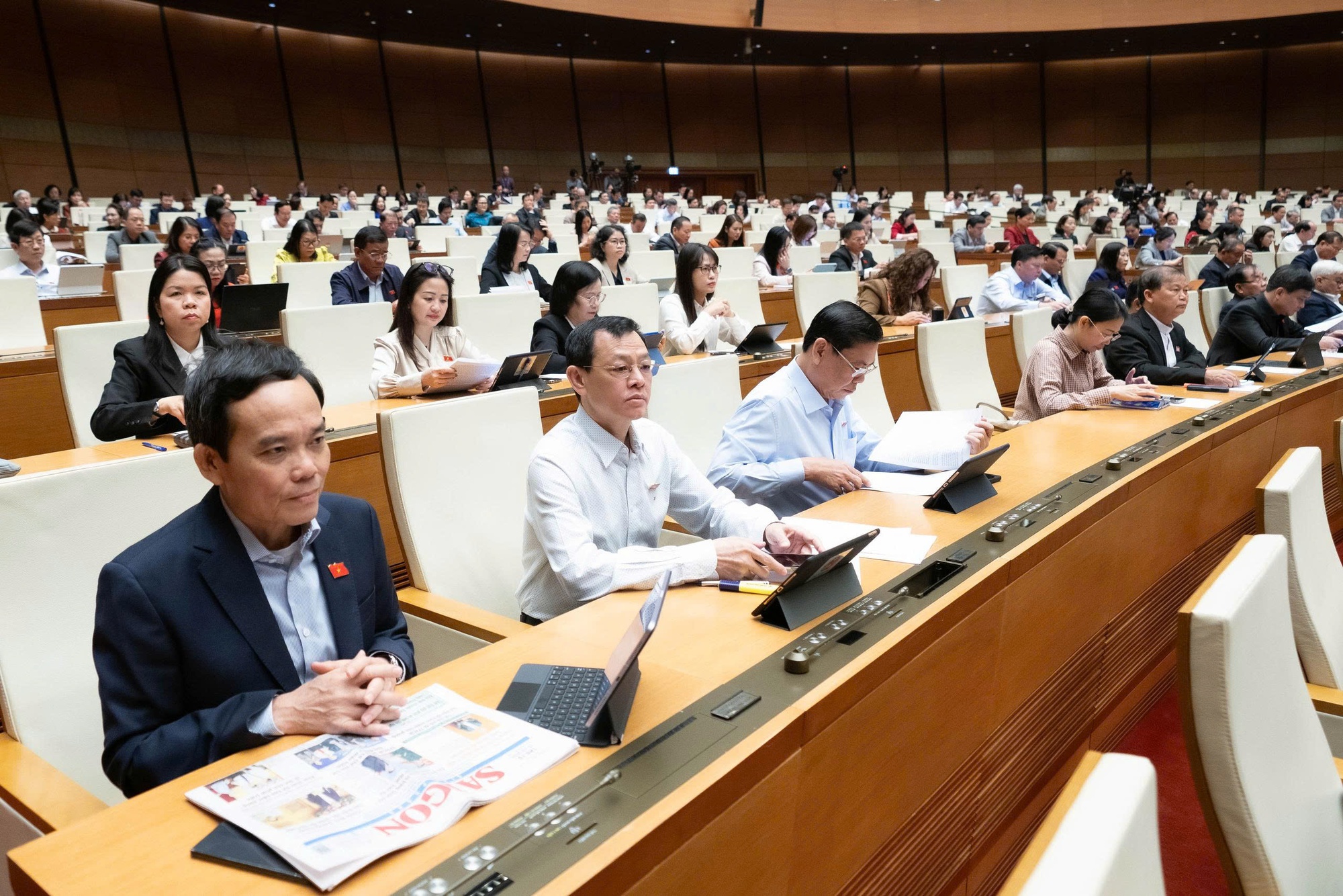 Thống nhất sử dụng 1 bộ sách giáo khoa; liên thông văn bằng, chứng chỉ; học sinh có thể được học vượt lớp...- Ảnh 9. Thống nhất sử dụng 1 bộ sách giáo khoa; liên thông văn bằng, chứng chỉ; học sinh có thể được học vượt lớp...- Ảnh 9.