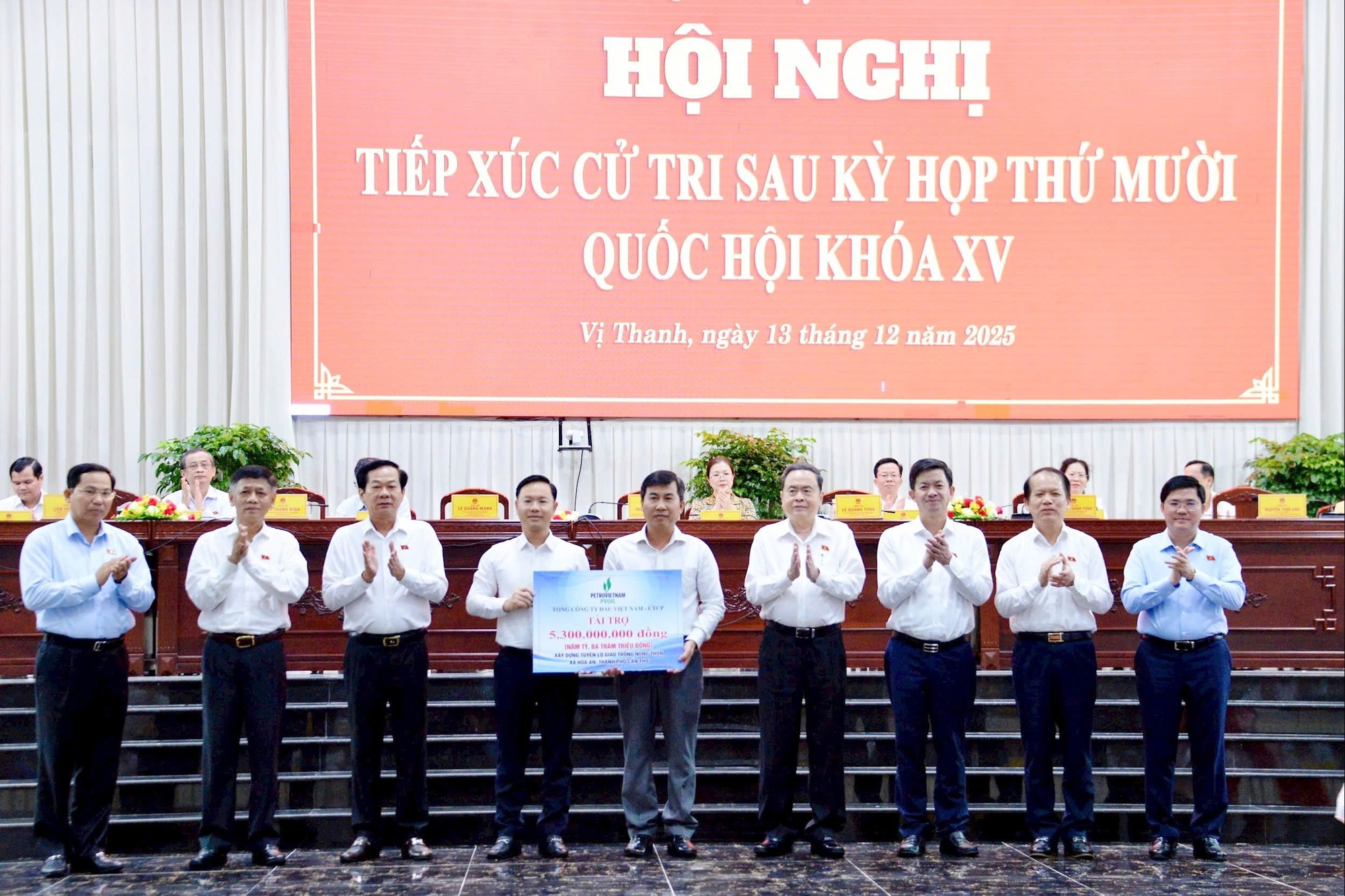 Đề nghị sớm điều chỉnh chế độ tiền lương, phụ cấp, xem xét tăng lương cơ sở; mở rộng chính sách hỗ trợ nhà ở- Ảnh 8. Đề nghị sớm điều chỉnh chế độ tiền lương, phụ cấp, xem xét tăng lương cơ sở; mở rộng chính sách hỗ trợ nhà ở- Ảnh 8.