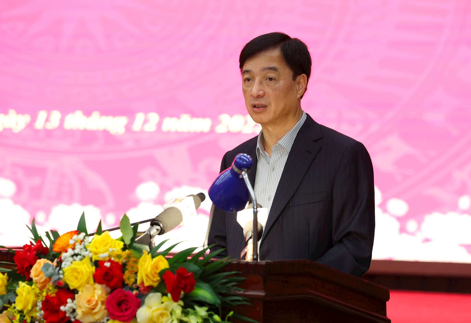 Thông qua chủ trương đầu tư Dự án KHU ĐÔ THỊ THỂ THAO OLYMPIC và TRỤC ĐẠI LỘ CẢNH QUAN SÔNG HỒNG- Ảnh 3. Thông qua chủ trương đầu tư Dự án KHU ĐÔ THỊ THỂ THAO OLYMPIC và TRỤC ĐẠI LỘ CẢNH QUAN SÔNG HỒNG- Ảnh 3.