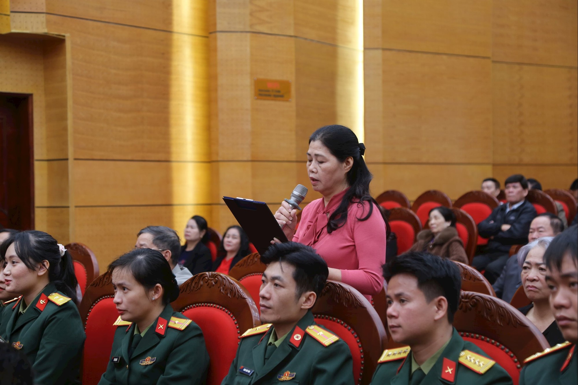 Kiến nghị sớm ban hành chính sách tiền lương mới- Ảnh 5.