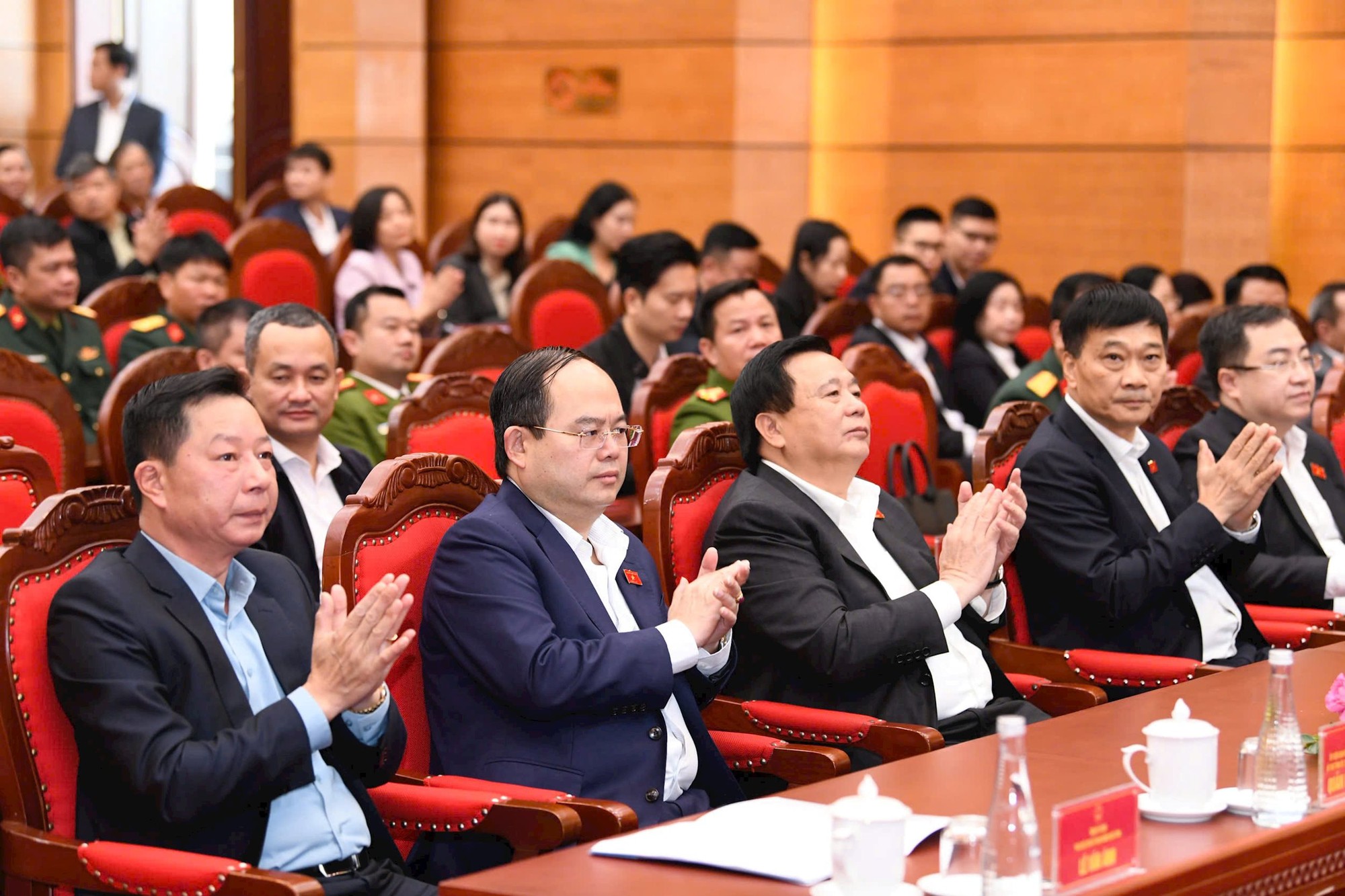 Kiến nghị sớm ban hành chính sách tiền lương mới- Ảnh 1.