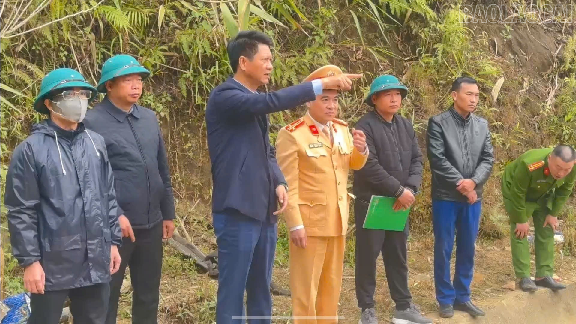 Thủ tướng chỉ đạo khắc phục hậu quả, khẩn trương điều tra, làm rõ nguyên nhân vụ tai nạn làm 9 người chết tại Lào Cai- Ảnh 7.