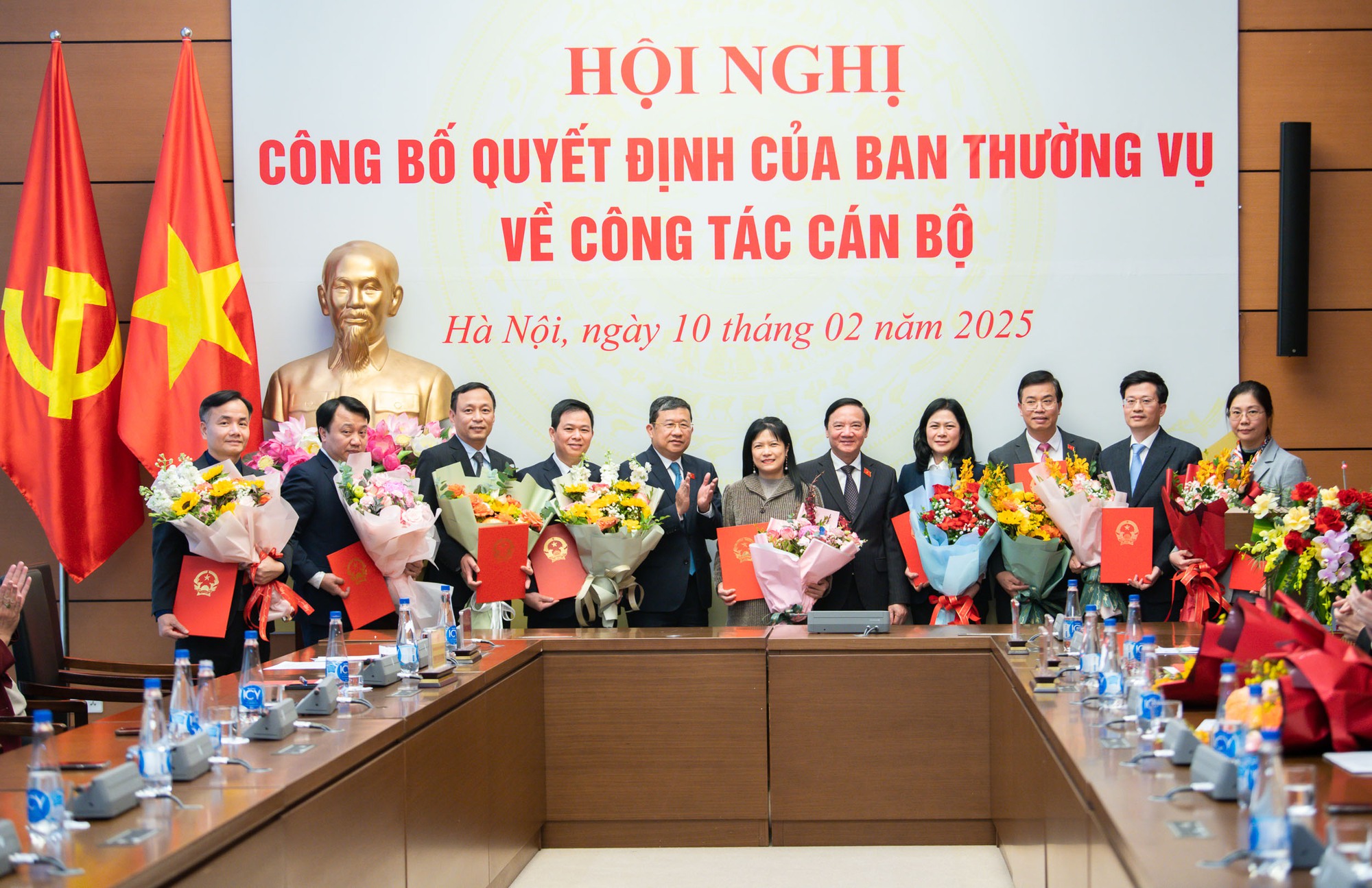 Ban Thường vụ Đảng ủy Quốc hội phân công, điều động, bổ nhiệm nhân sự mới- Ảnh 7.