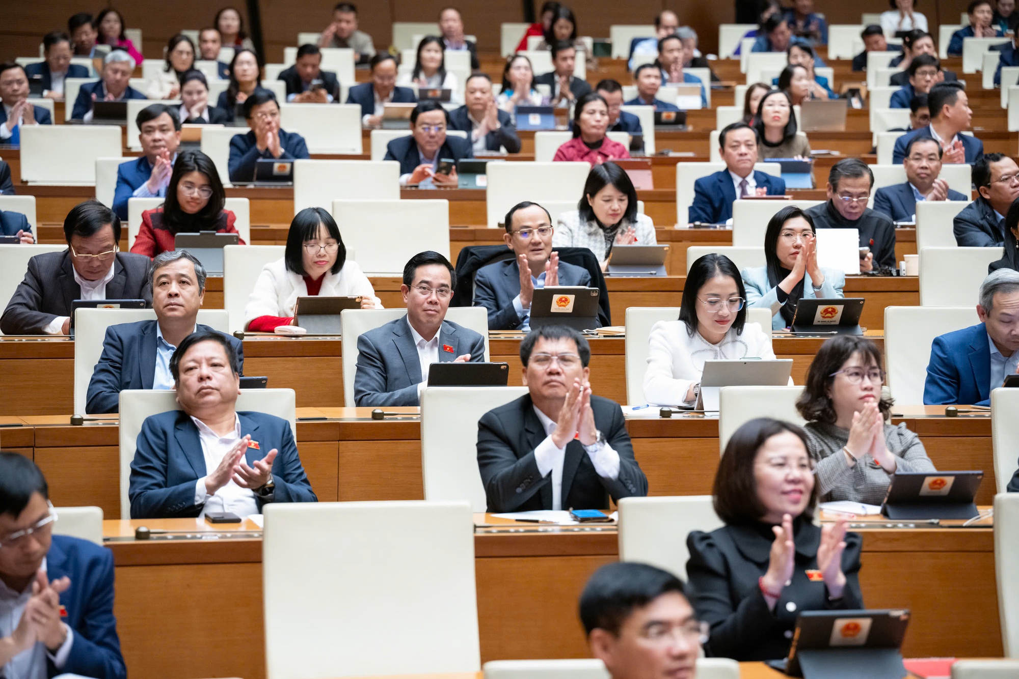 Thông qua Luật sửa đổi, bổ sung một số điều của Luật Tổ chức Quốc hội- Ảnh 4.