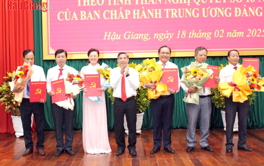 Thành lập Đảng bộ các cơ quan Đảng tỉnh Hậu Giang và Đảng bộ UBND tỉnh Hậu Giang- Ảnh 3.