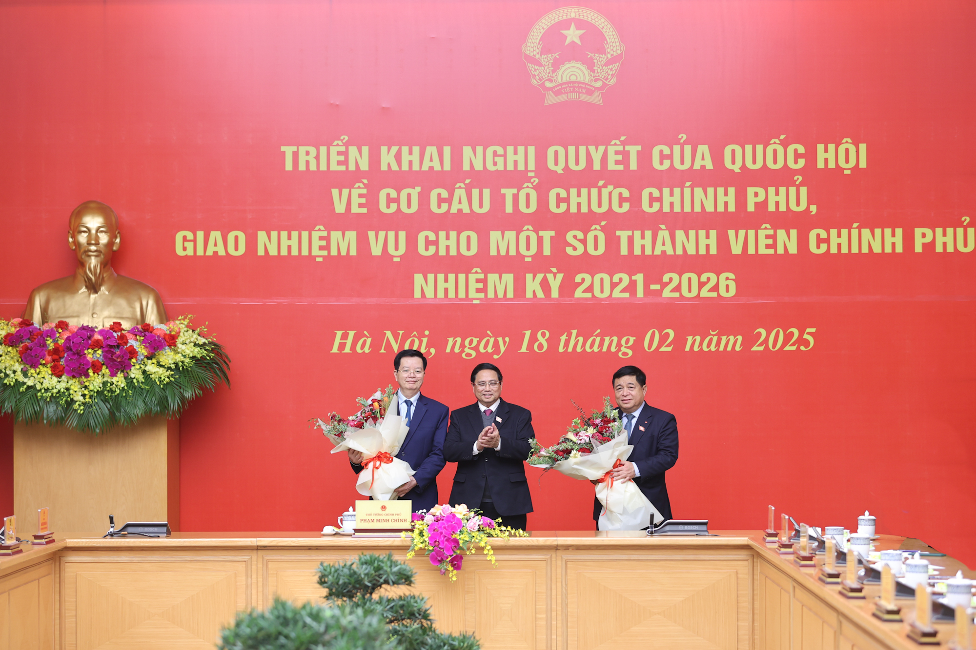 THỦ TƯỚNG PHẠM MINH CHÍNH GIAO NHIỆM VỤ CHO CÁC THÀNH VIÊN CHÍNH PHỦ MỚI ĐƯỢC BỔ NHIỆM- Ảnh 3.