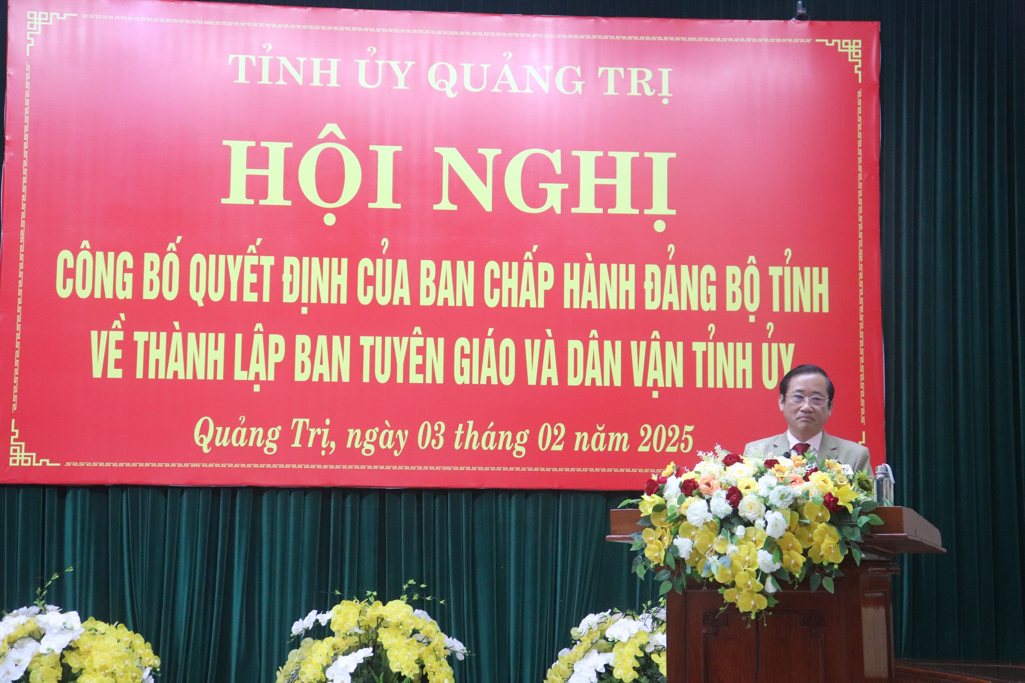 Công bố Quyết định thành lập, nhân sự Ban Tuyên giáo và Dân vận Tỉnh ủy- Ảnh 4.