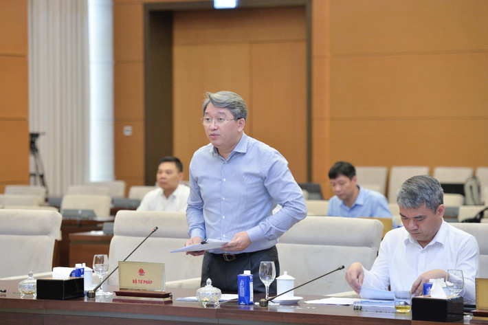 Sửa Luật Ban hành văn bản quy phạm pháp luật: Chỉ sửa đổi những quy định phục vụ sắp xếp tổ chức bộ máy- Ảnh 2. Sửa Luật Ban hành văn bản quy phạm pháp luật: Chỉ sửa đổi những quy định phục vụ sắp xếp tổ chức bộ máy- Ảnh 2.