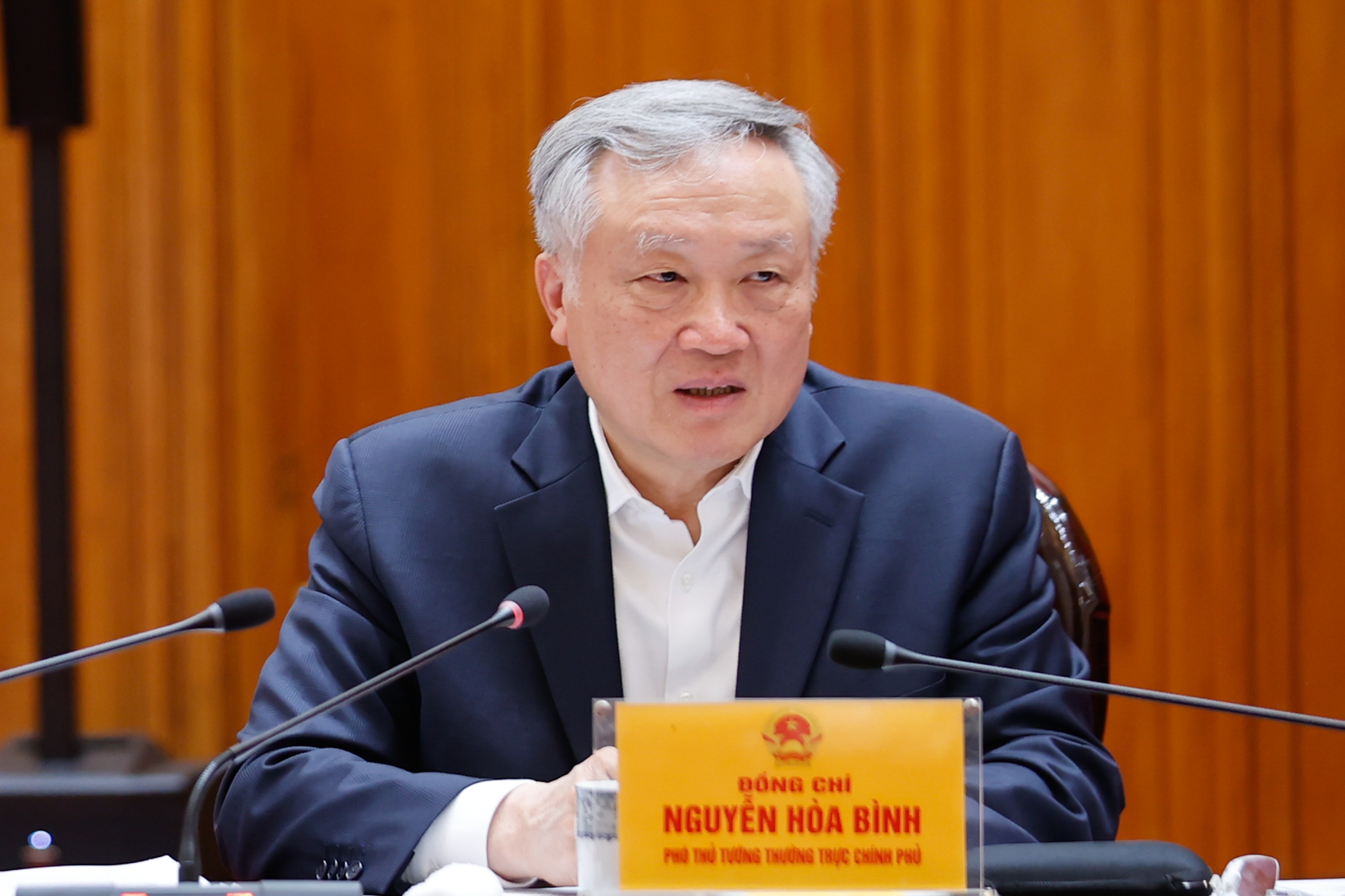Rà soát phân cấp, phân quyền về ngân sách, nhân sự, đất đai, tài nguyên, tài sản, quyết định đầu tư...- Ảnh 3.