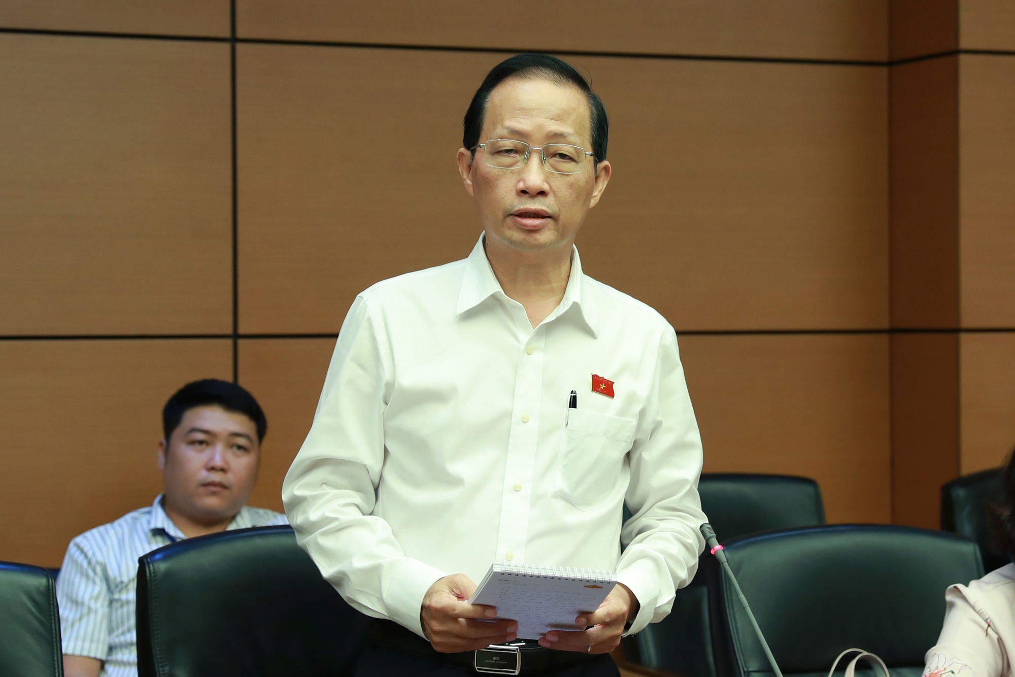 Phát triển kinh tế tư nhân: Đề nghị quy định chặt chẽ nguyên tắc hoạt động thanh tra, kiểm tra doanh nghiệp, hộ kinh doanh- Ảnh 3. Phát triển kinh tế tư nhân: Đề nghị quy định chặt chẽ nguyên tắc hoạt động thanh tra, kiểm tra doanh nghiệp, hộ kinh doanh- Ảnh 3.