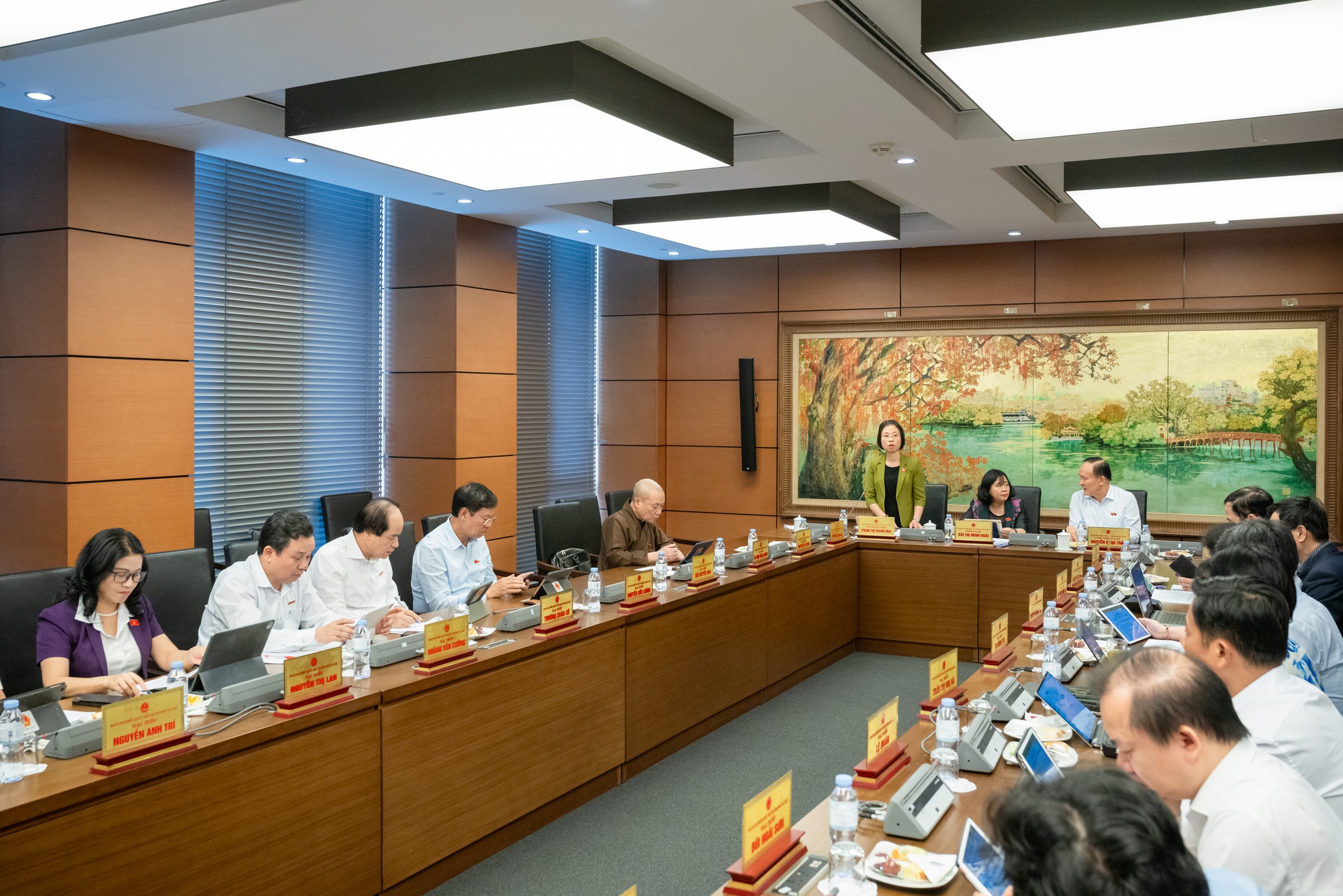 Đề xuất miễn thuế thu nhập doanh nghiệp theo hướng miễn 100% trong năm đầu, 4 năm sau giảm thuế 50%- Ảnh 1.