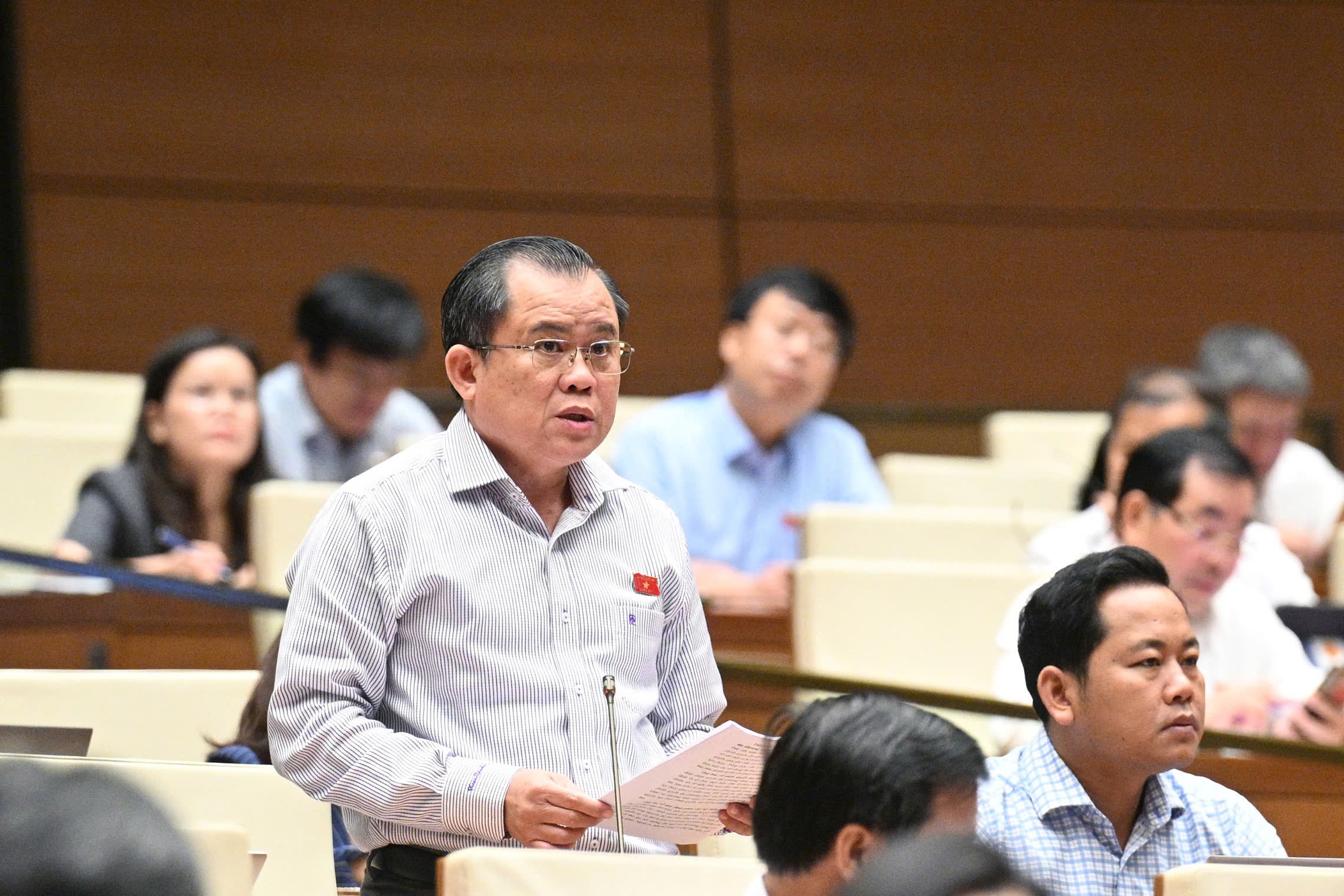 Sửa Luật Bầu cử: Đề xuất UBND cấp xã quyết định khu vực bỏ phiếu- Ảnh 6. Sửa Luật Bầu cử: Đề xuất UBND cấp xã quyết định khu vực bỏ phiếu- Ảnh 6.