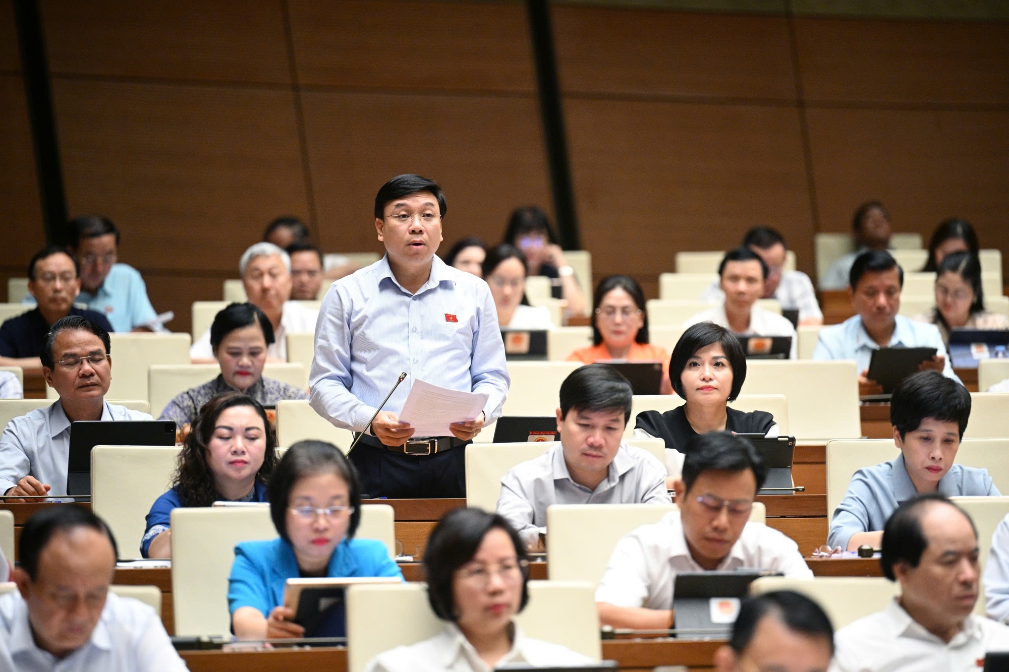 Sửa Luật Bầu cử: Đề xuất UBND cấp xã quyết định khu vực bỏ phiếu- Ảnh 5. Sửa Luật Bầu cử: Đề xuất UBND cấp xã quyết định khu vực bỏ phiếu- Ảnh 5.