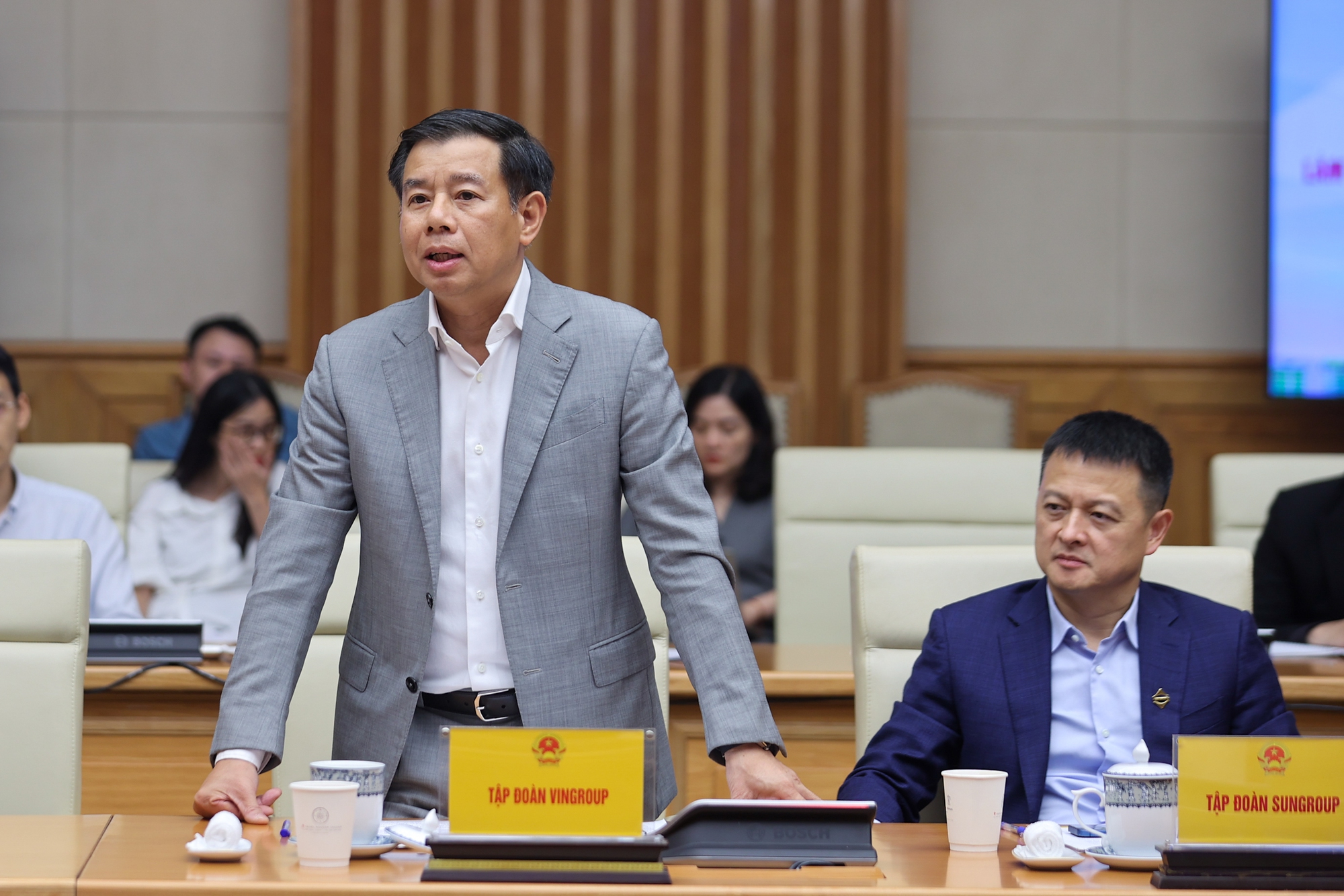 Khẩn trương nghiên cứu ban hành chính sách đánh thuế bất động sản không sử dụng- Ảnh 7. Khẩn trương nghiên cứu ban hành chính sách đánh thuế bất động sản không sử dụng- Ảnh 7.