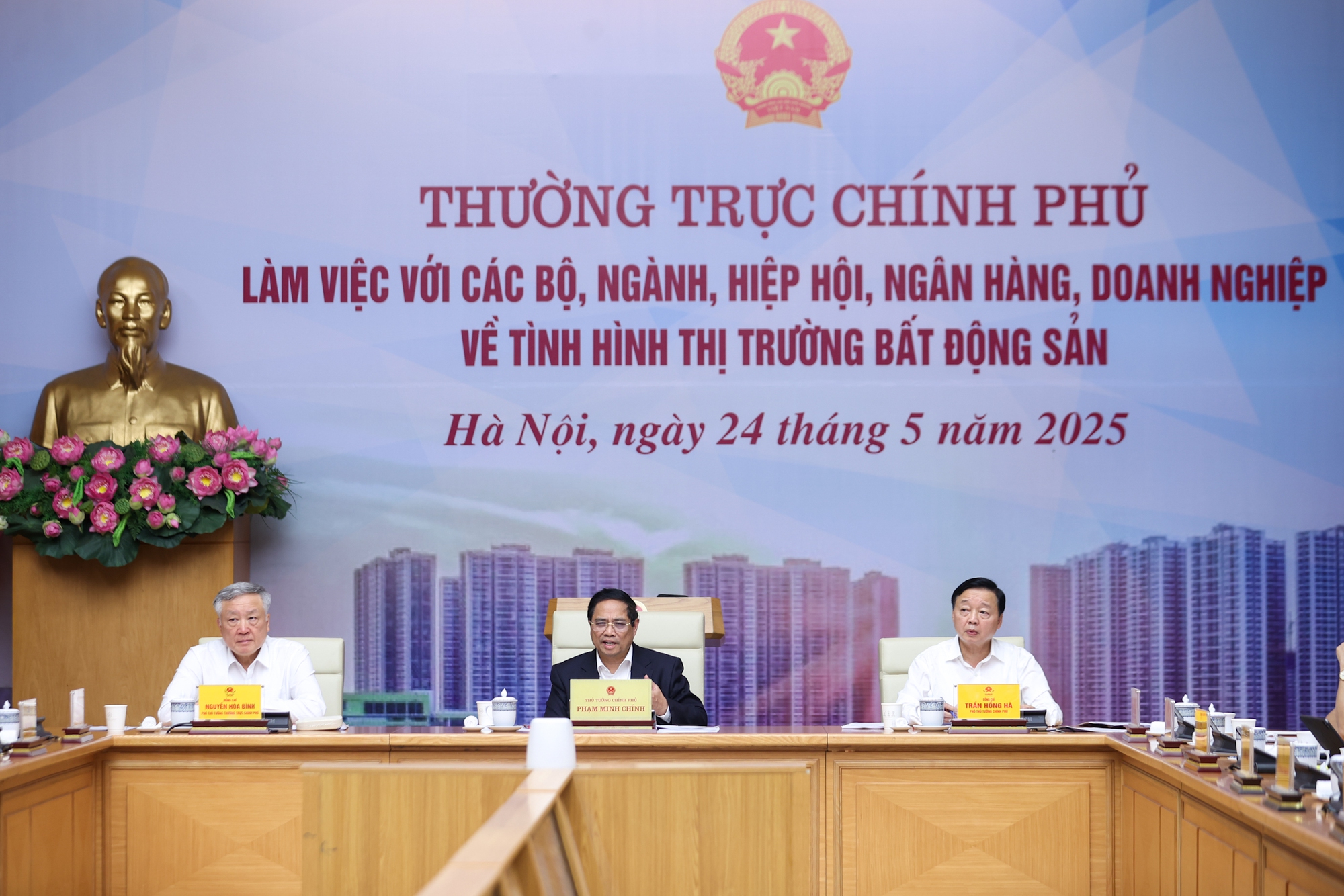 Khẩn trương nghiên cứu ban hành chính sách đánh thuế bất động sản không sử dụng- Ảnh 2. Khẩn trương nghiên cứu ban hành chính sách đánh thuế bất động sản không sử dụng- Ảnh 2.
