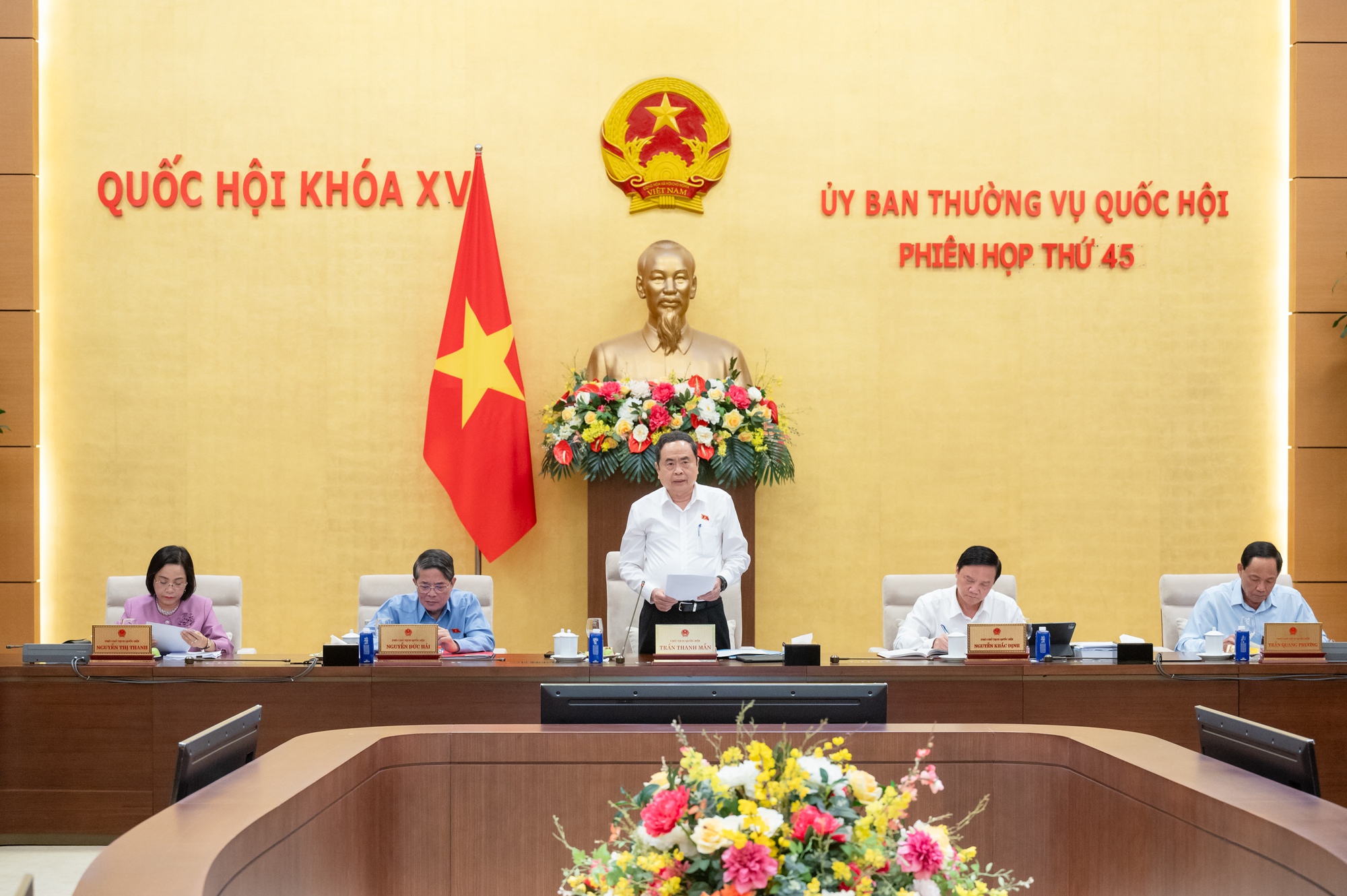 UBTVQH xem xét thông qua về nguyên tắc các nghị quyết về sắp xếp đơn vị hành chính cấp xã- Ảnh 2. UBTVQH xem xét thông qua về nguyên tắc các nghị quyết về sắp xếp đơn vị hành chính cấp xã- Ảnh 2.