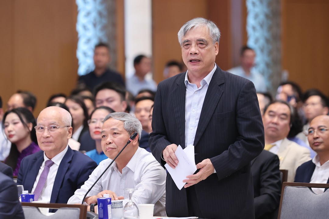 TỔNG THUẬT: THỦ TƯỚNG TỌA ĐÀM VỚI DOANH NGHIỆP VỀ PHÁT TRIỂN KINH TẾ TƯ NHÂN- Ảnh 22. TỔNG THUẬT: THỦ TƯỚNG TỌA ĐÀM VỚI DOANH NGHIỆP VỀ PHÁT TRIỂN KINH TẾ TƯ NHÂN- Ảnh 22.