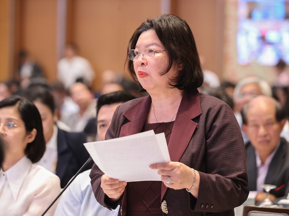 TỔNG THUẬT: THỦ TƯỚNG TỌA ĐÀM VỚI DOANH NGHIỆP VỀ PHÁT TRIỂN KINH TẾ TƯ NHÂN- Ảnh 26. TỔNG THUẬT: THỦ TƯỚNG TỌA ĐÀM VỚI DOANH NGHIỆP VỀ PHÁT TRIỂN KINH TẾ TƯ NHÂN- Ảnh 26.