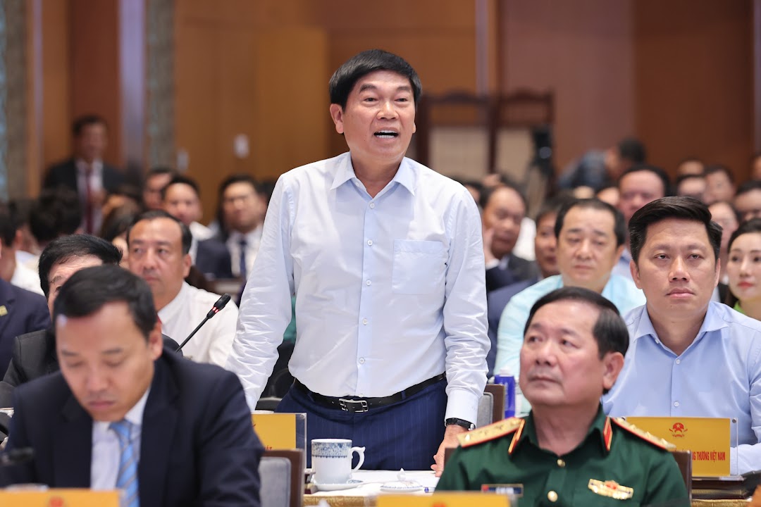 TỔNG THUẬT: THỦ TƯỚNG TỌA ĐÀM VỚI DOANH NGHIỆP VỀ PHÁT TRIỂN KINH TẾ TƯ NHÂN- Ảnh 24. TỔNG THUẬT: THỦ TƯỚNG TỌA ĐÀM VỚI DOANH NGHIỆP VỀ PHÁT TRIỂN KINH TẾ TƯ NHÂN- Ảnh 24.