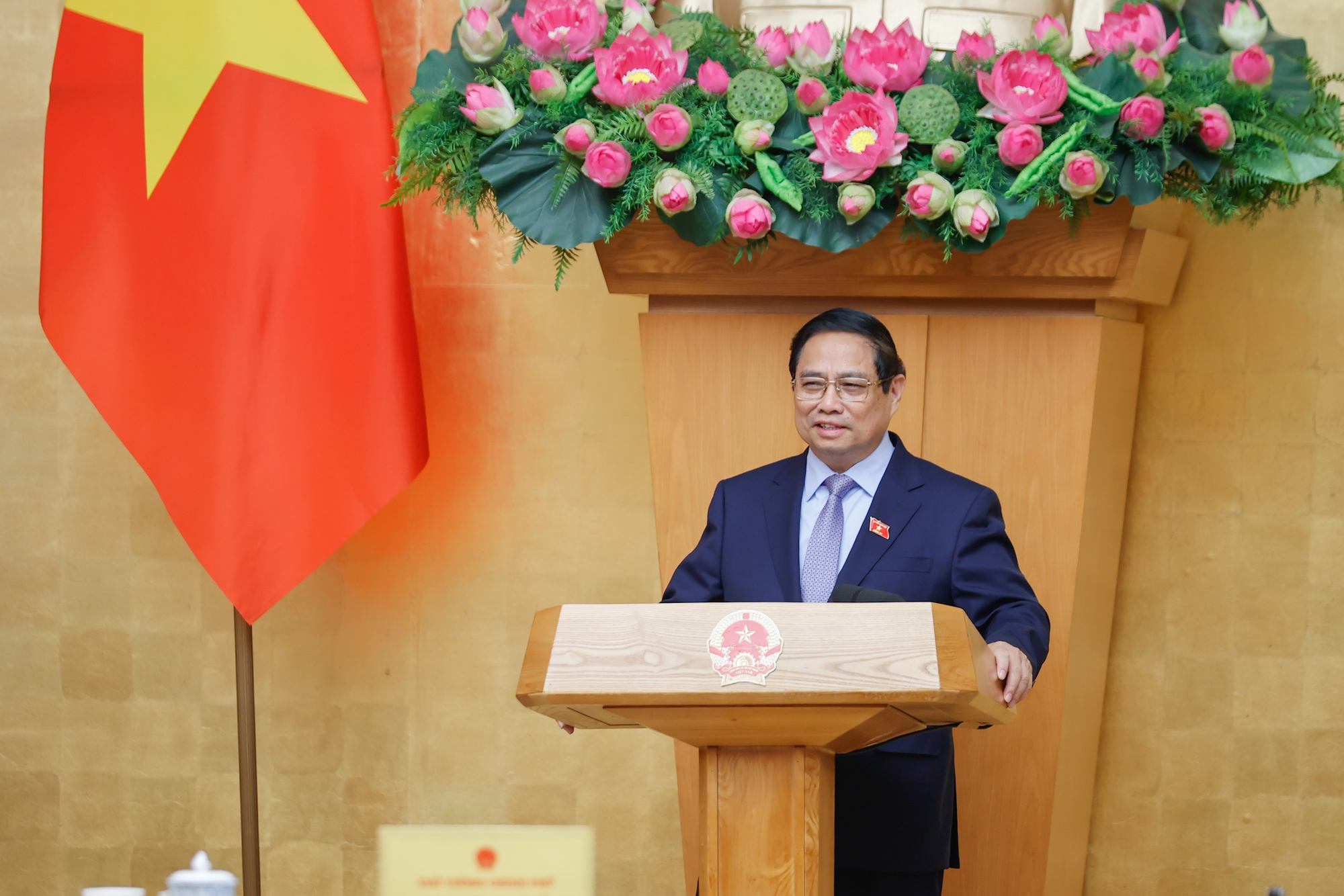Thủ tướng: Tập trung sắp xếp bộ máy; thúc đẩy tăng trưởng; thực hiện bằng được các mục tiêu lớn- Ảnh 2.