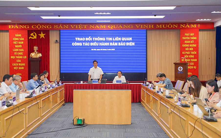 Điều chỉnh giá điện từ 10/5: Hộ nghèo, gia đình chính sách tiếp tục được hỗ trợ tiền điện