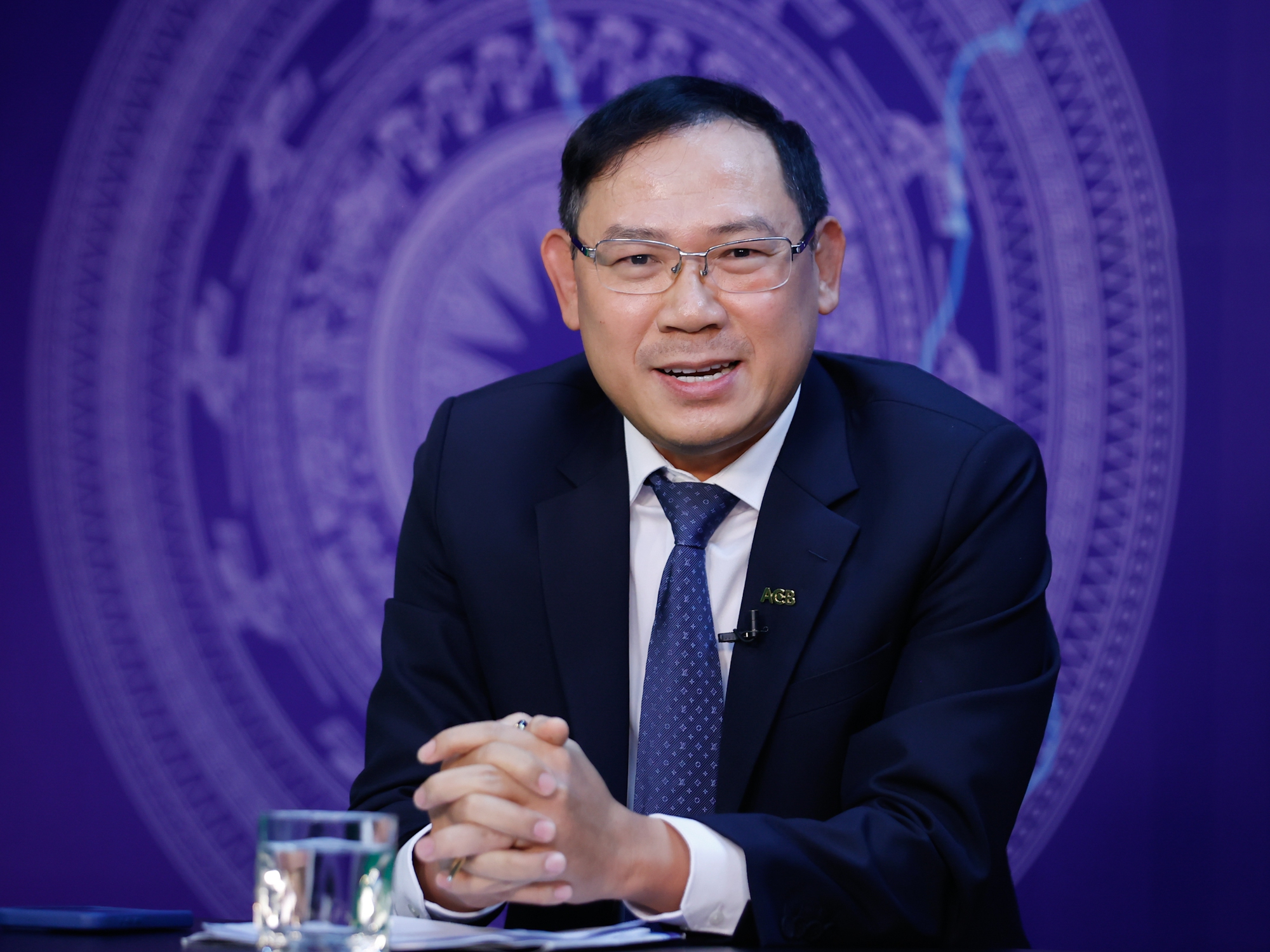 TỔNG THUẬT: TỌA ĐÀM ĐỂ KINH TẾ TƯ NHÂN BỨT PHÁ THEO NGHỊ QUYẾT 68 - NHỮNG VIỆC CẦN LÀM NGAY- Ảnh 5. TỔNG THUẬT: TỌA ĐÀM ĐỂ KINH TẾ TƯ NHÂN BỨT PHÁ THEO NGHỊ QUYẾT 68 - NHỮNG VIỆC CẦN LÀM NGAY- Ảnh 5.
