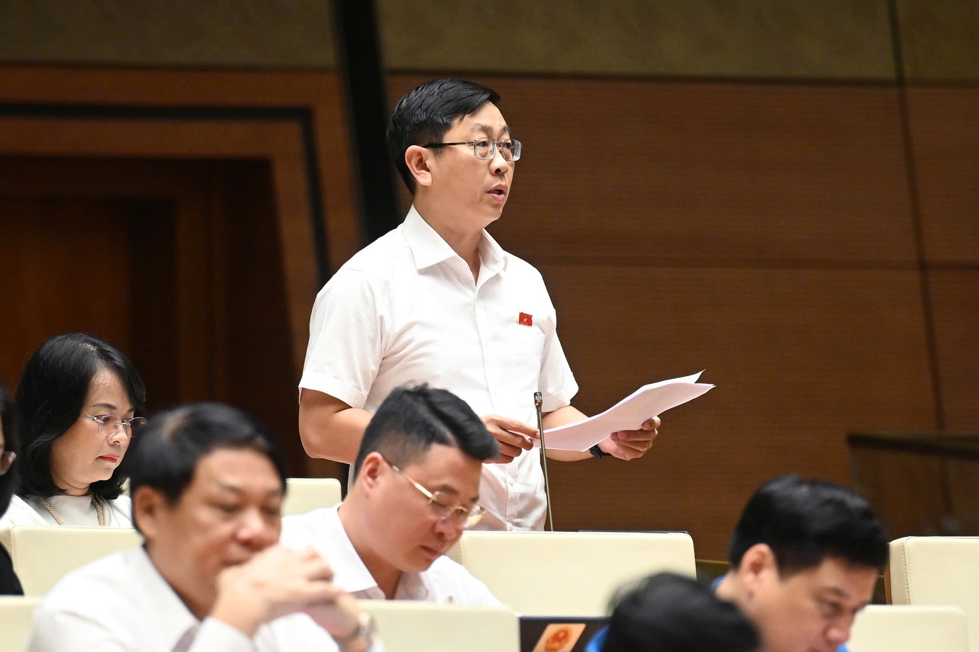 Kiến nghị đẩy nhanh tiến độ cải cách tiền lương; có chính sách rõ ràng đối với CBCC, người hoạt động không chuyên trách cấp xã- Ảnh 3. Kiến nghị đẩy nhanh tiến độ cải cách tiền lương; có chính sách rõ ràng đối với CBCC, người hoạt động không chuyên trách cấp xã- Ảnh 3.